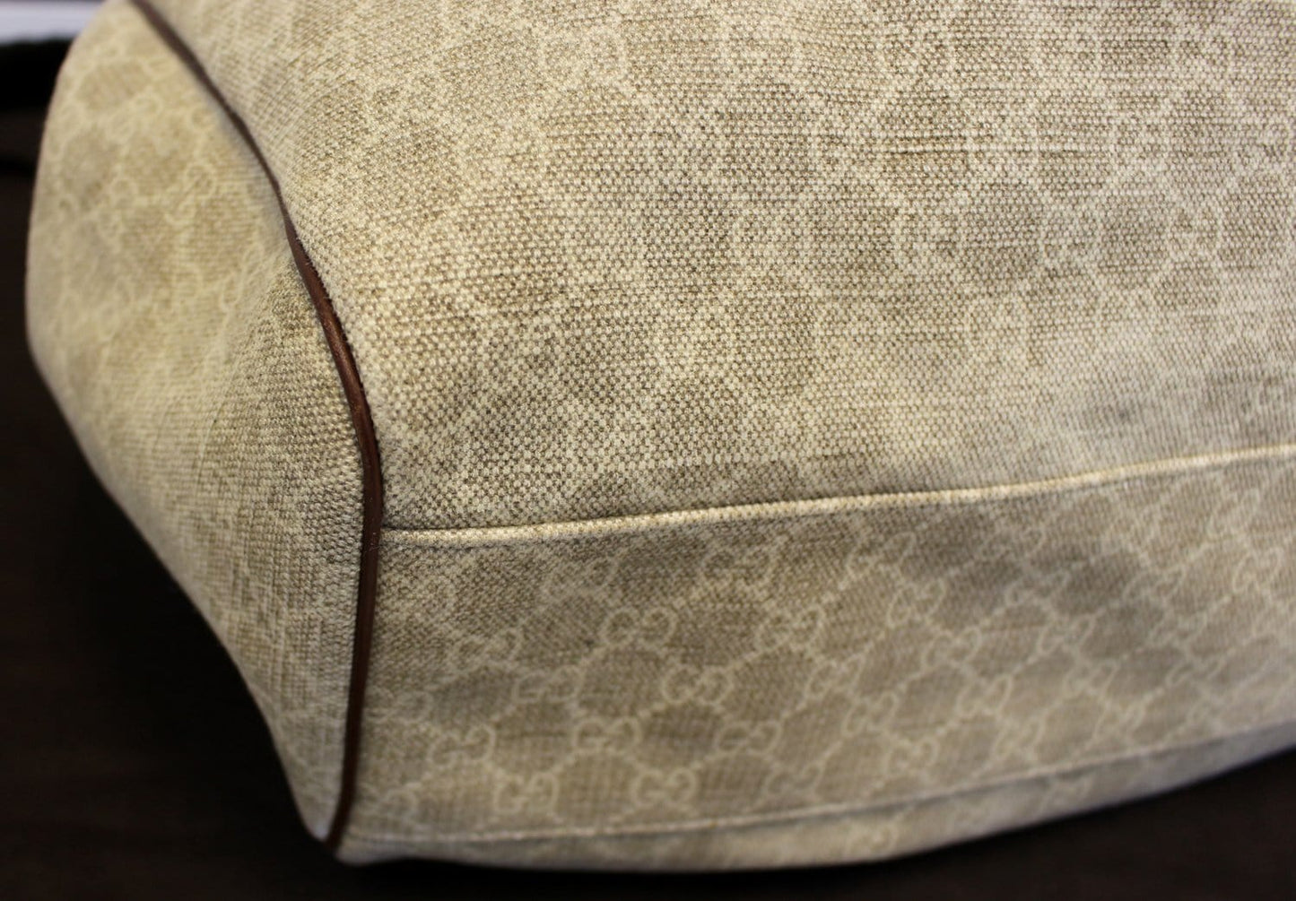 GUCCI Sukey GG Canvas Medium Tote Bag
