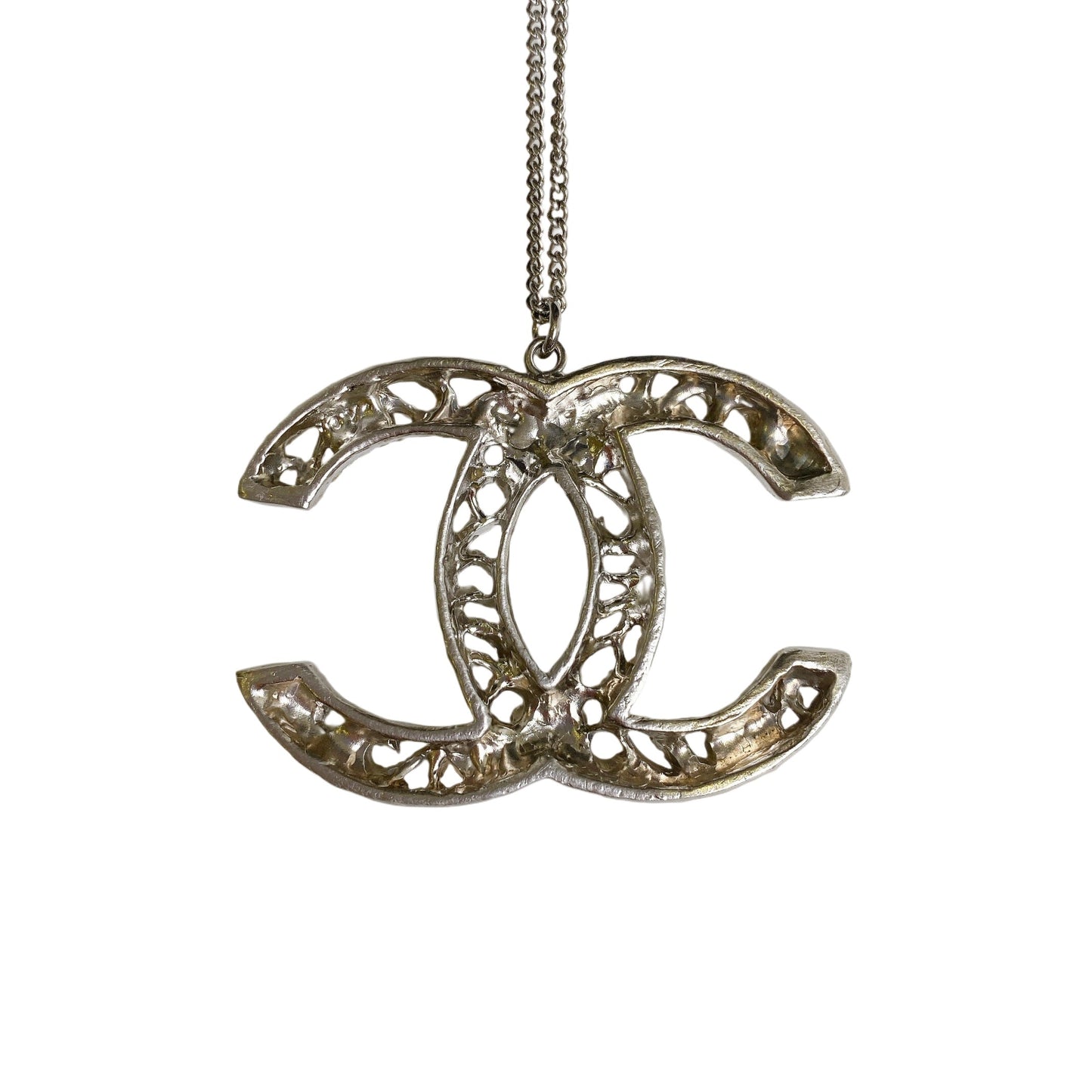 CHANEL NECKLACE