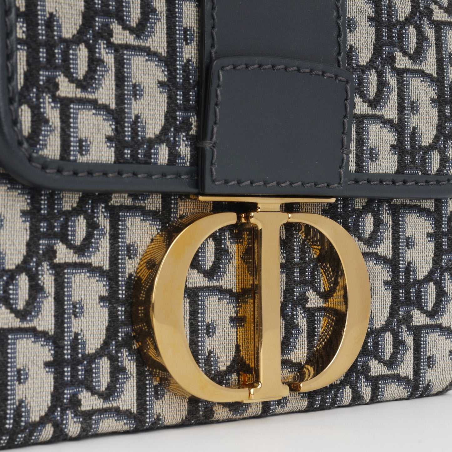 Christian Dior 30 Montaigne Bag
