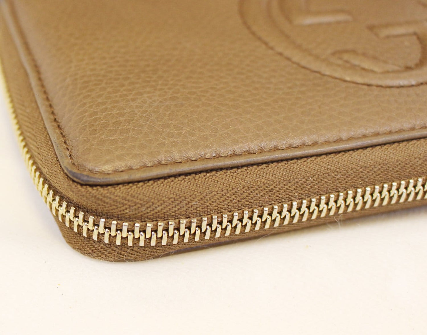 GUCCI Interlocking G Medium Brown Leather Long Wallet