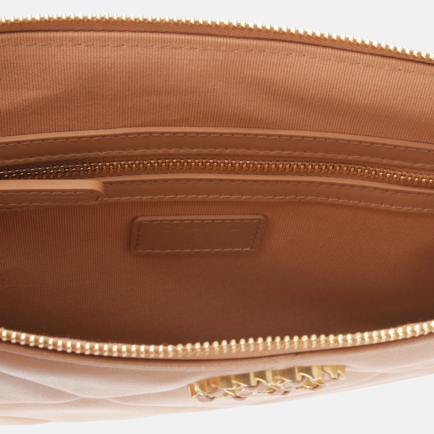 Chanel Large 19 O Case