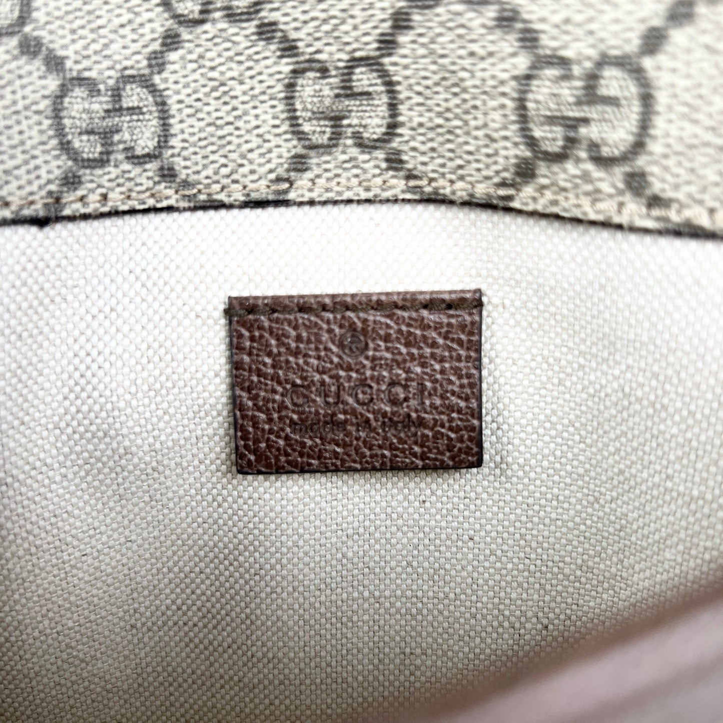 Gucci GG Supreme Belt Bag