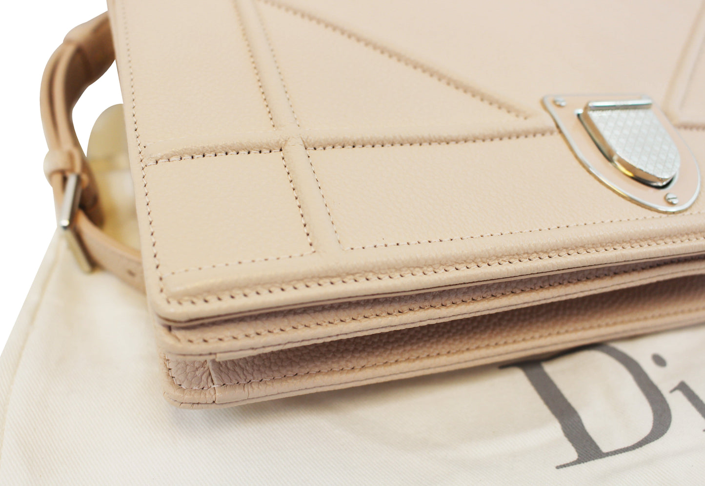 CHRISTIAN DIOR Bag - Diorama Light Pink Calfskin Shoulder Bag