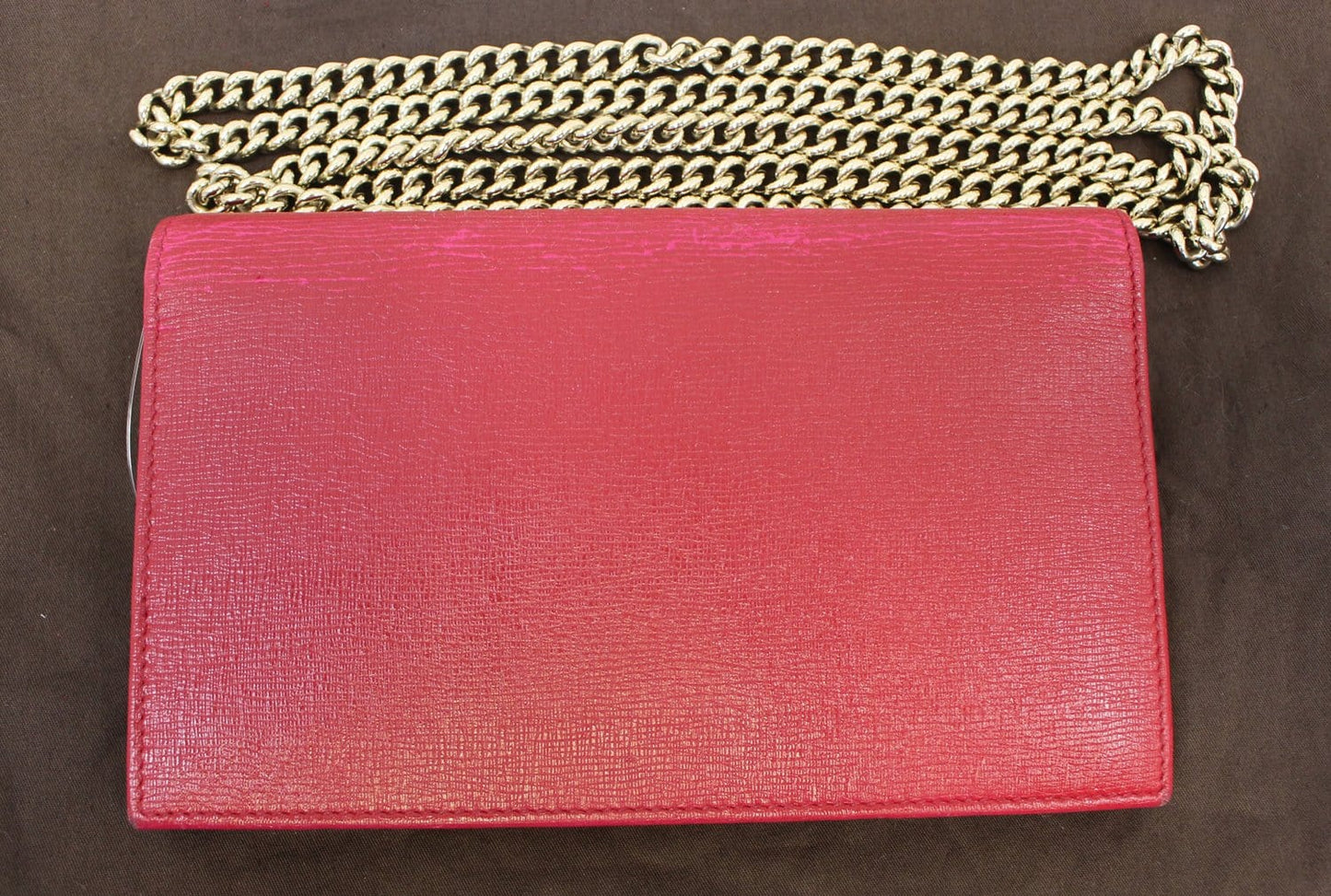 GUCCI Chain Red/Fuchsia Crossbody Clutch Bag