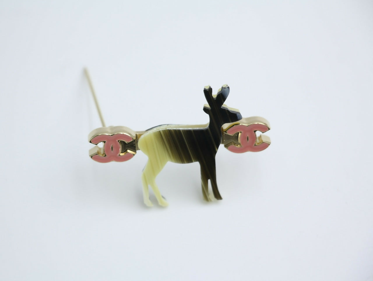Chanel Vintage 01A Metal Dark Green Gradient Deer Brooch