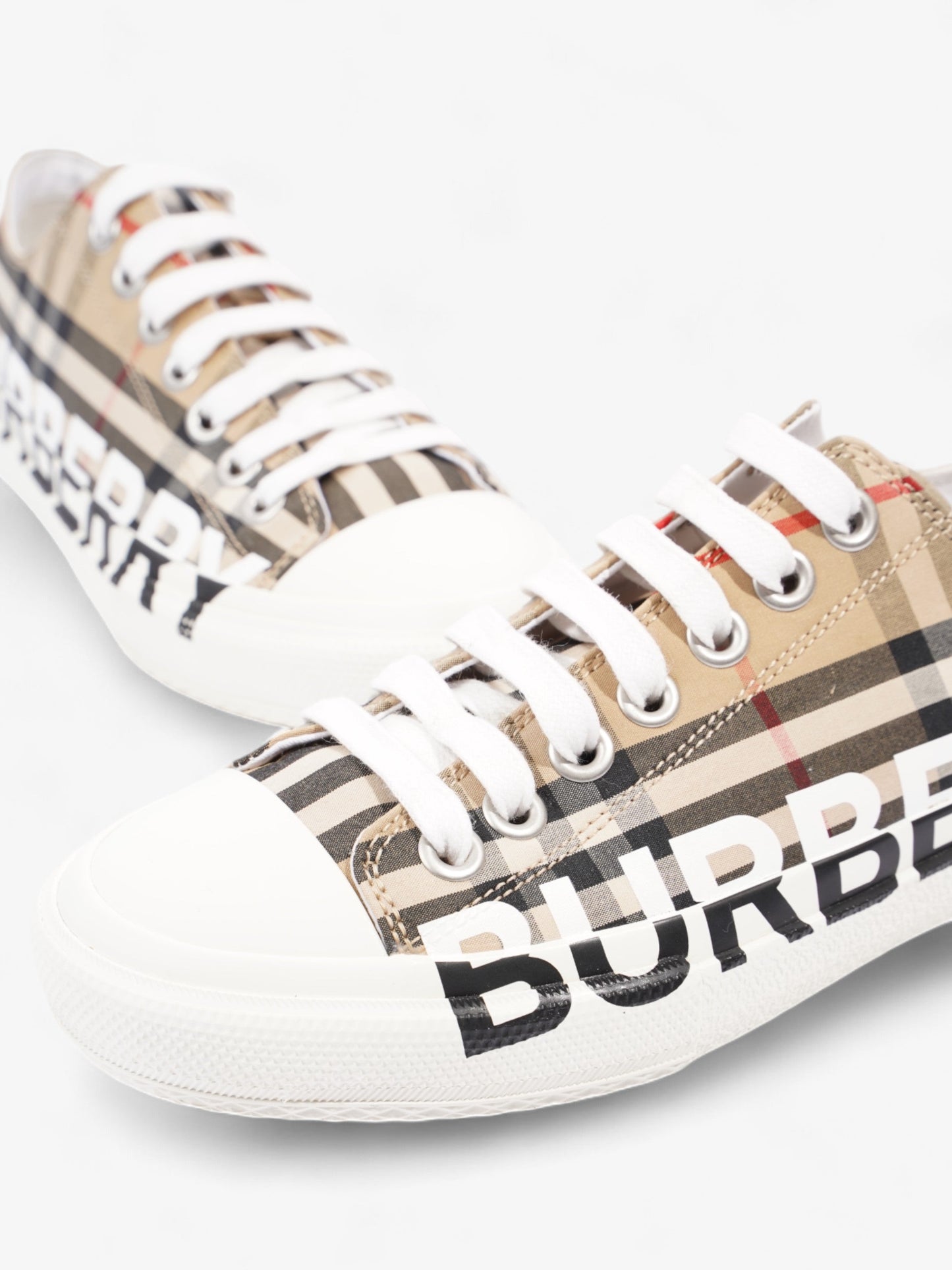 Burberry Lark Sneakers Beige Checkered / Black / White Canvas EU 37 UK 4