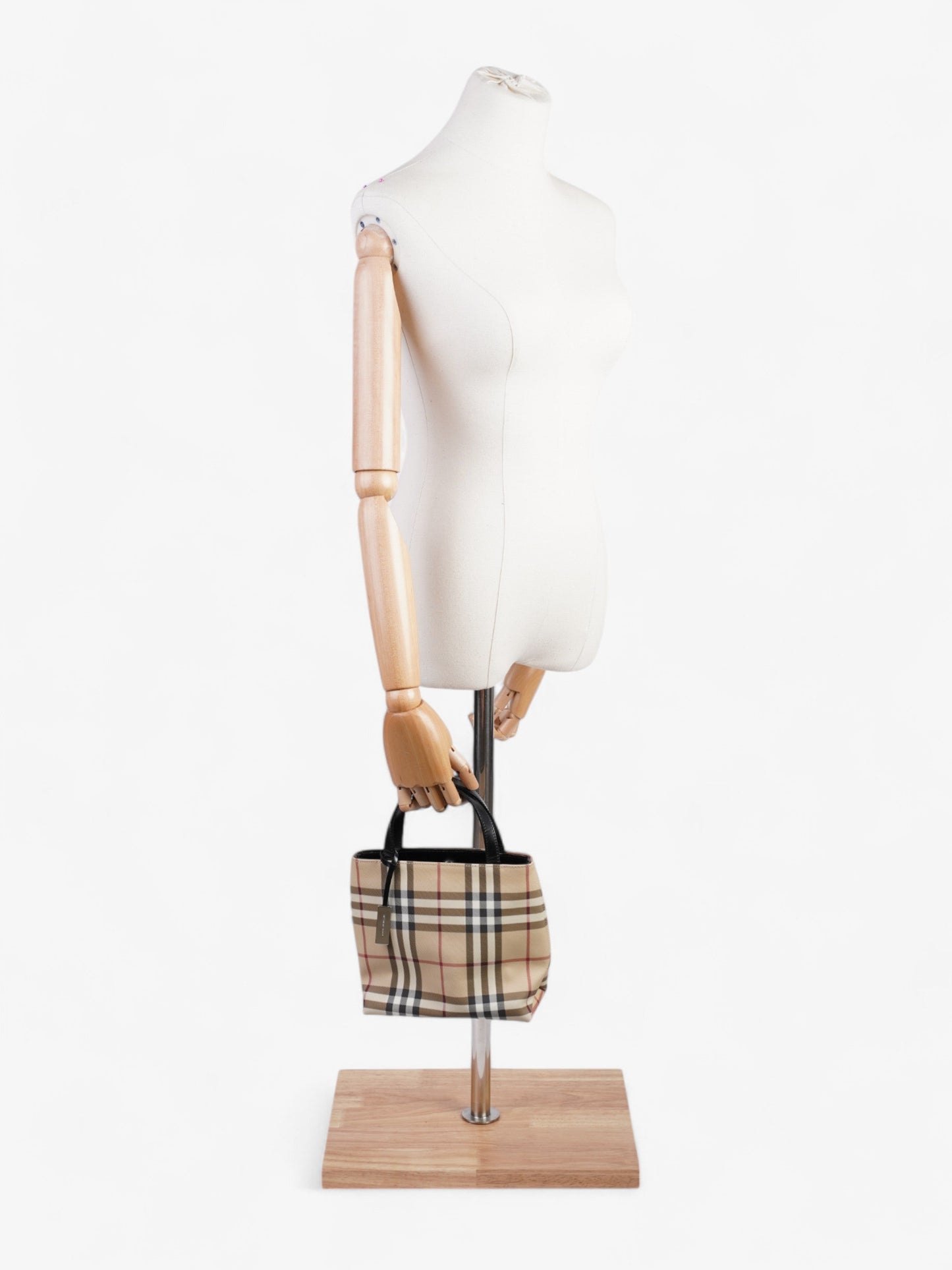 Burberry Check Handbag Nova Check / Black Canvas