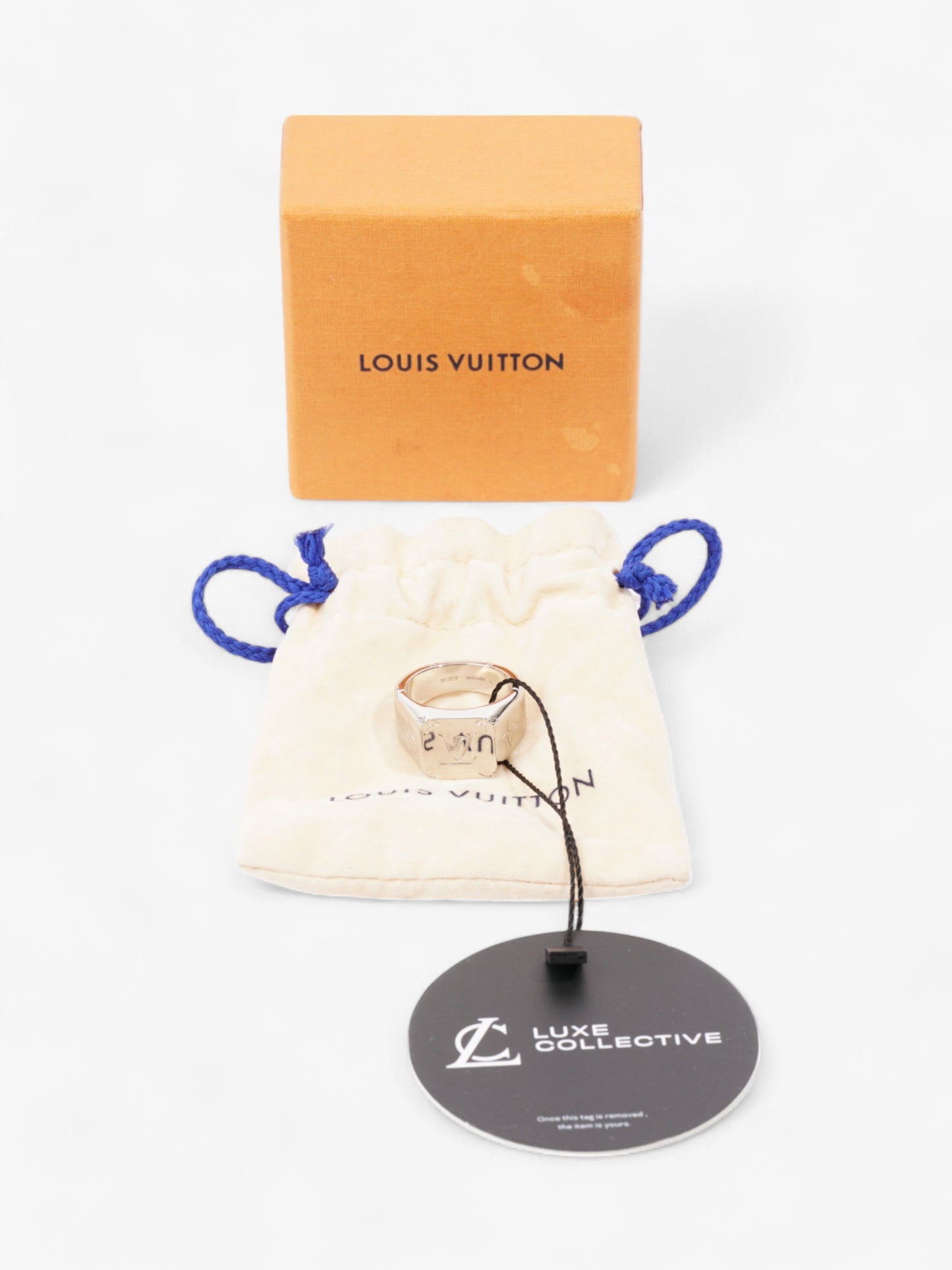 Louis Vuitton Monogram Signet Ring Silver Base Metal Large (Cirumference - 62mm)