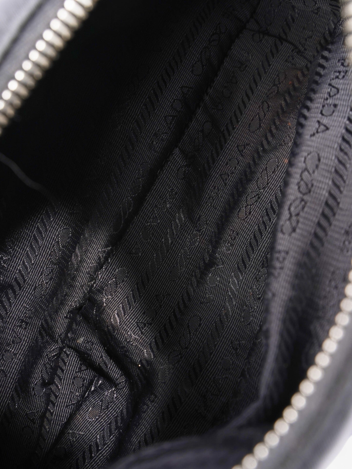 Prada Re-Edition 2005 Black Nylon