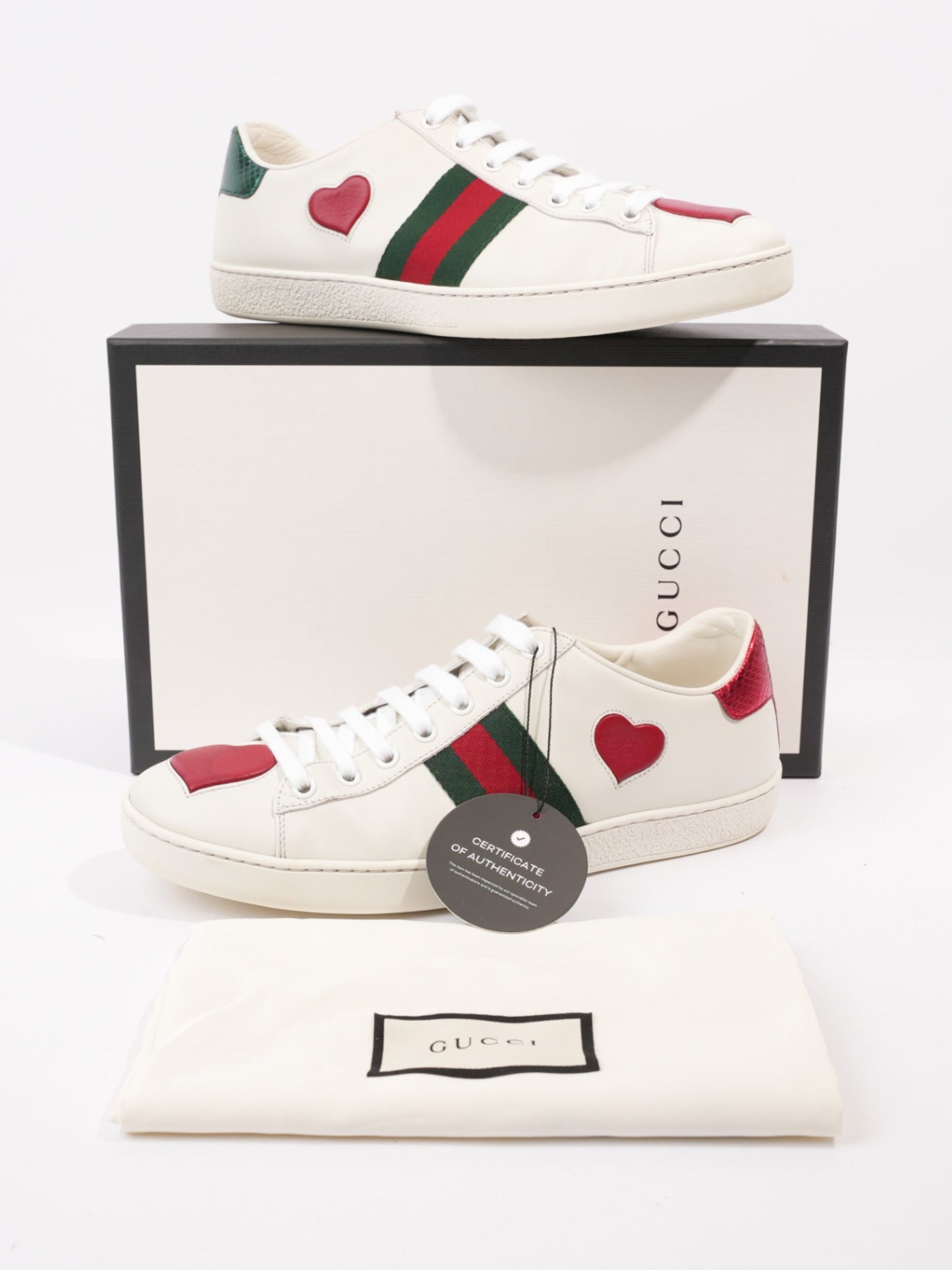 Gucci New Ace Low Heart Sneakers White / Red / Green Leather EU 40 UK 7