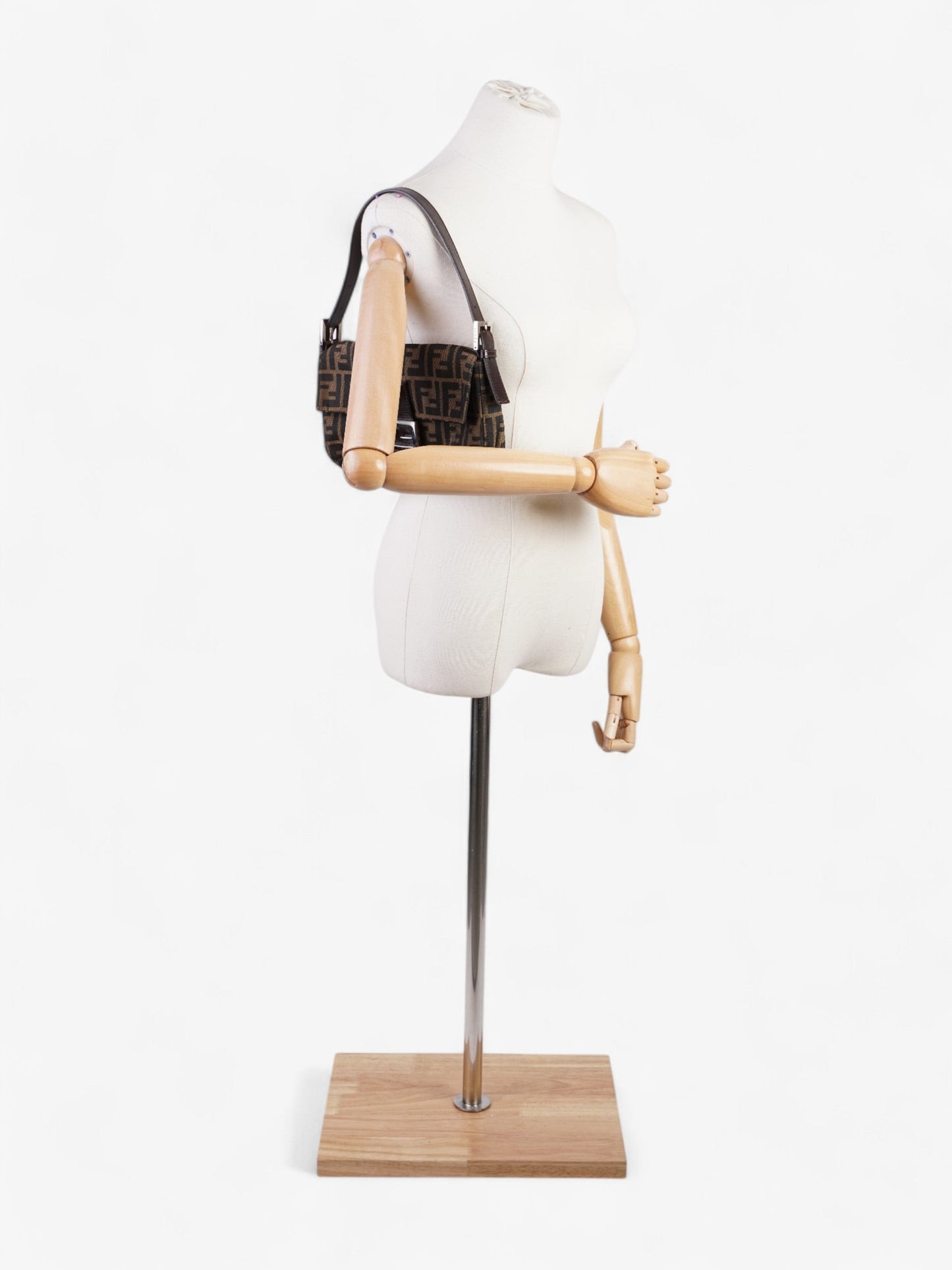 Fendi Baguette Tobacco / Brown Canvas