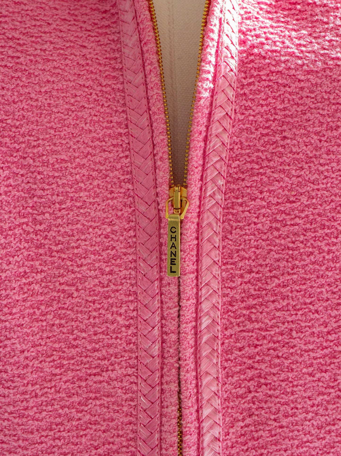 Chanel Vintage Spring/Summer 1995 Pink Barbie Gold Zip Tweed 95P Jacket