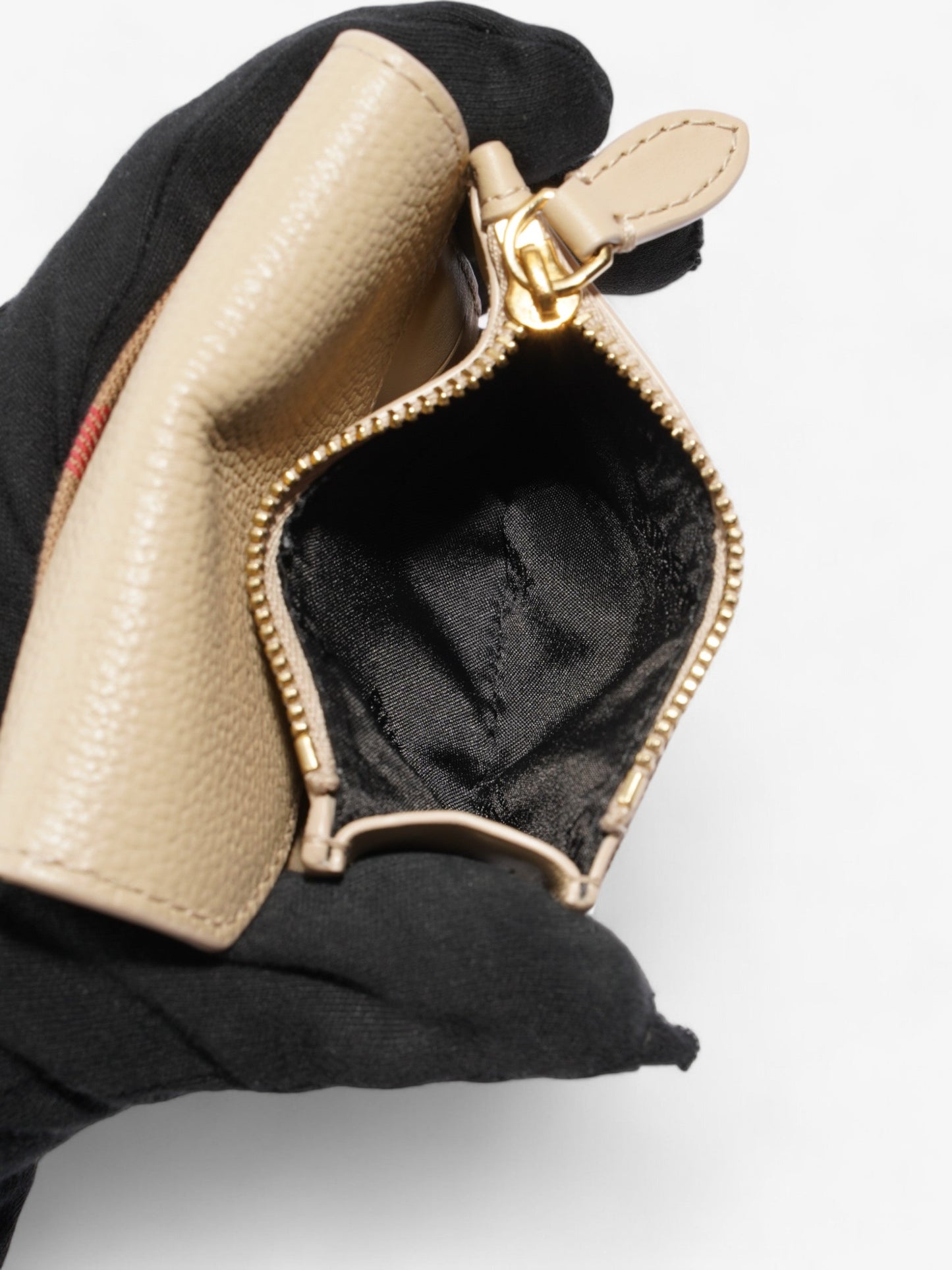 Burberry Fold Triangular Flap Wallet Nova Check / Beige Canvas