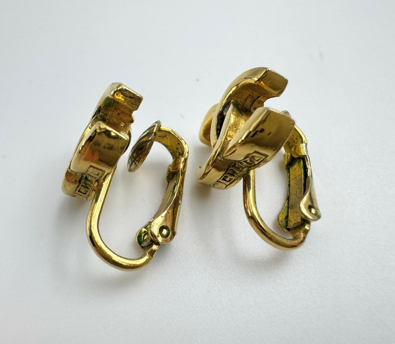 Chanel Vintage 1971-80 Gold-plated Curved Buckle CC Clip-on Earrings