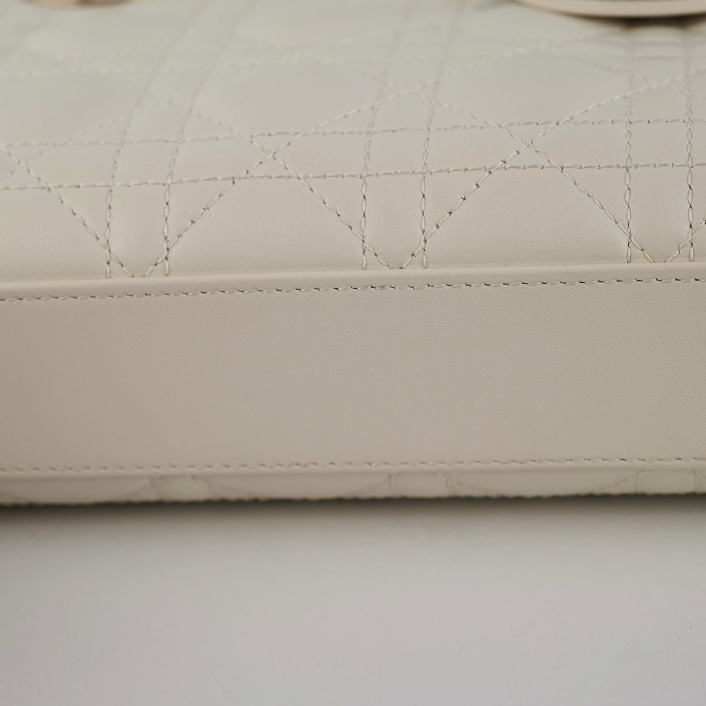 ITEM 6 - Dior D-Joy Medium White