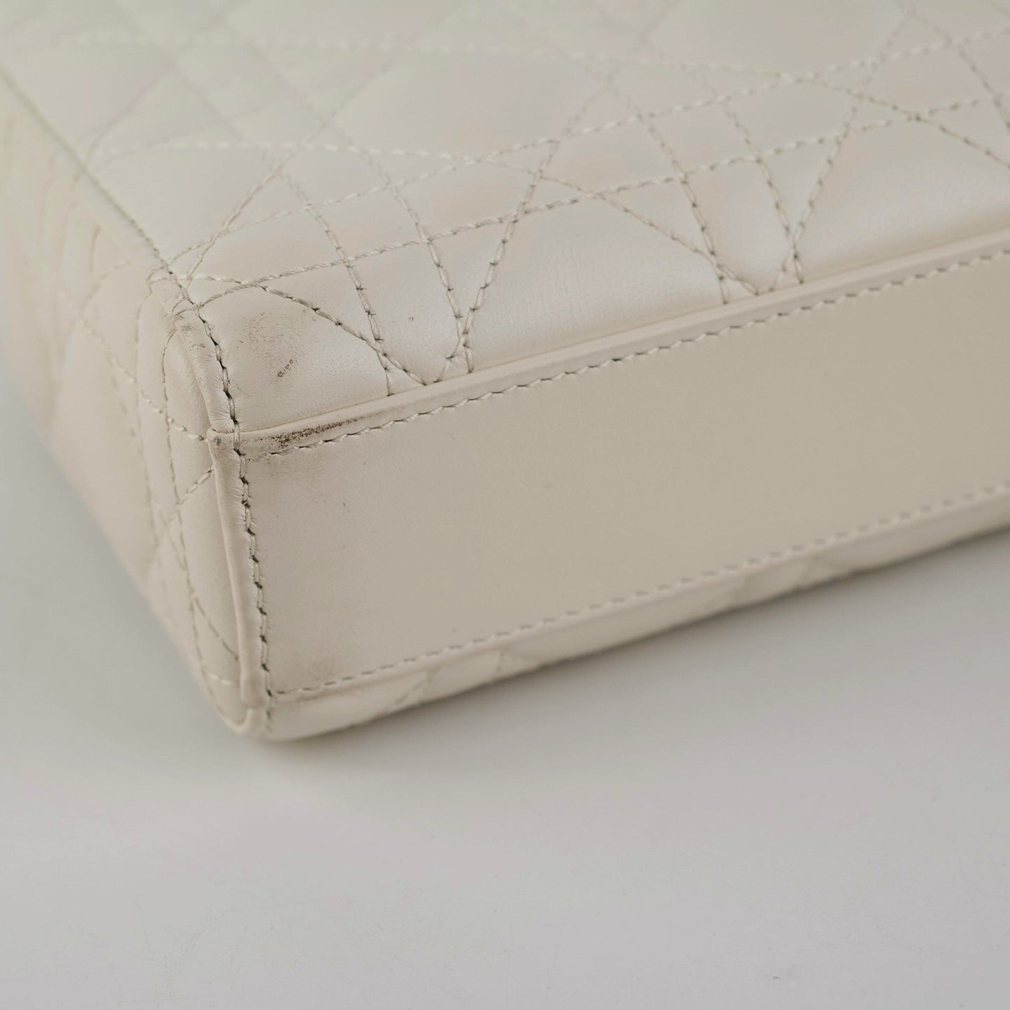 ITEM 6 - Dior D-Joy Medium White