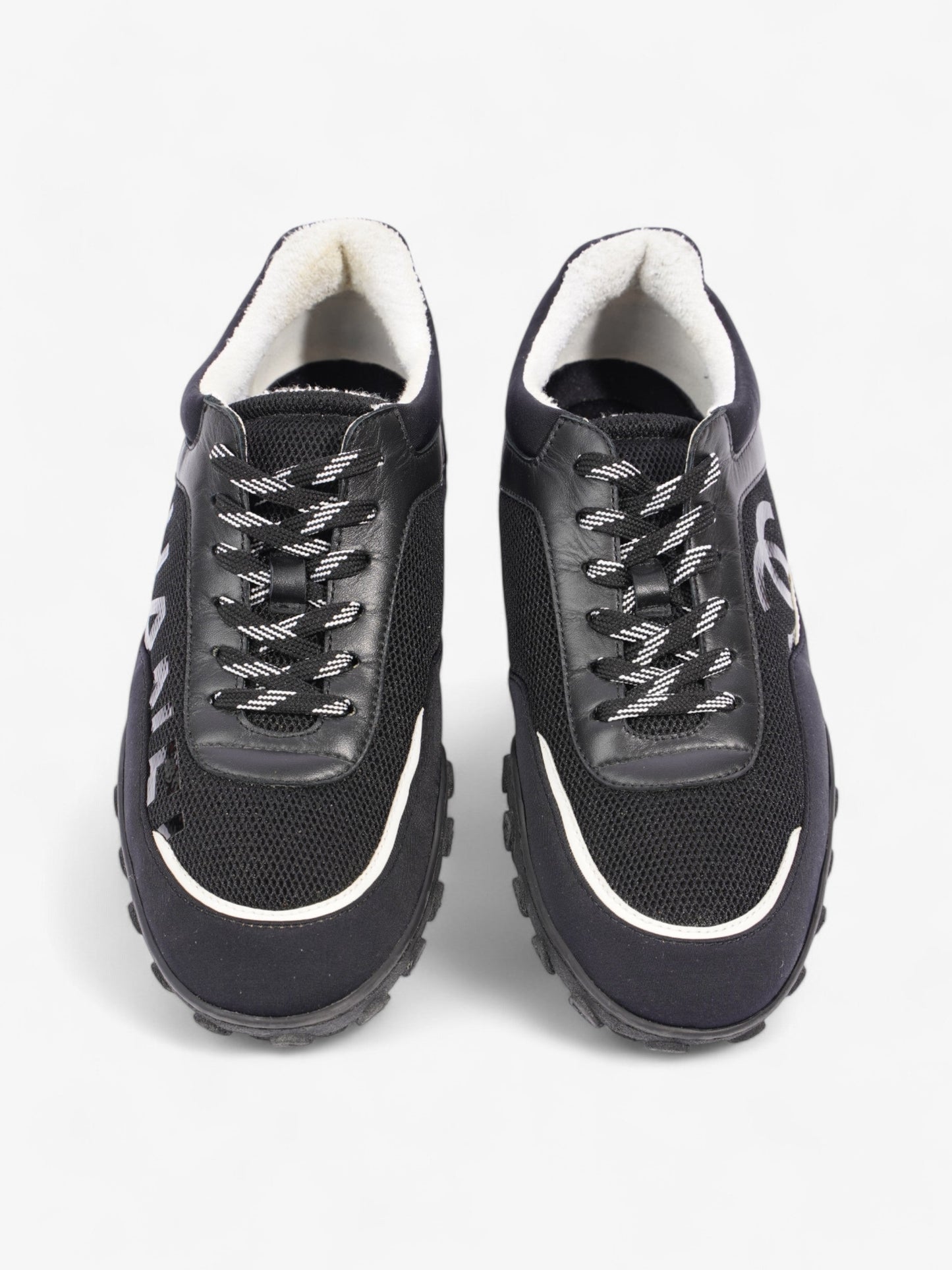 Chanel Low Top Sneaker Black / White Mesh EU 41 UK 8