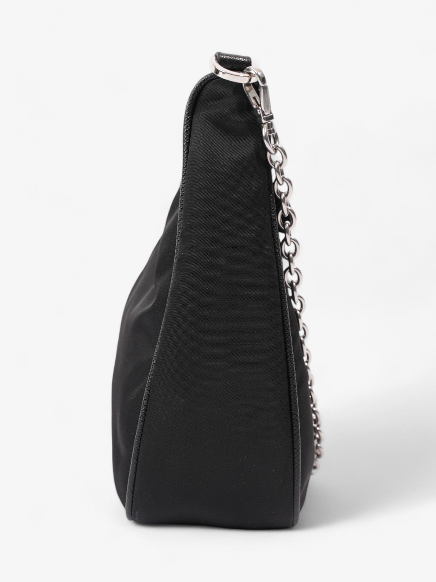 Prada Re-Edition 2005 Black Nylon