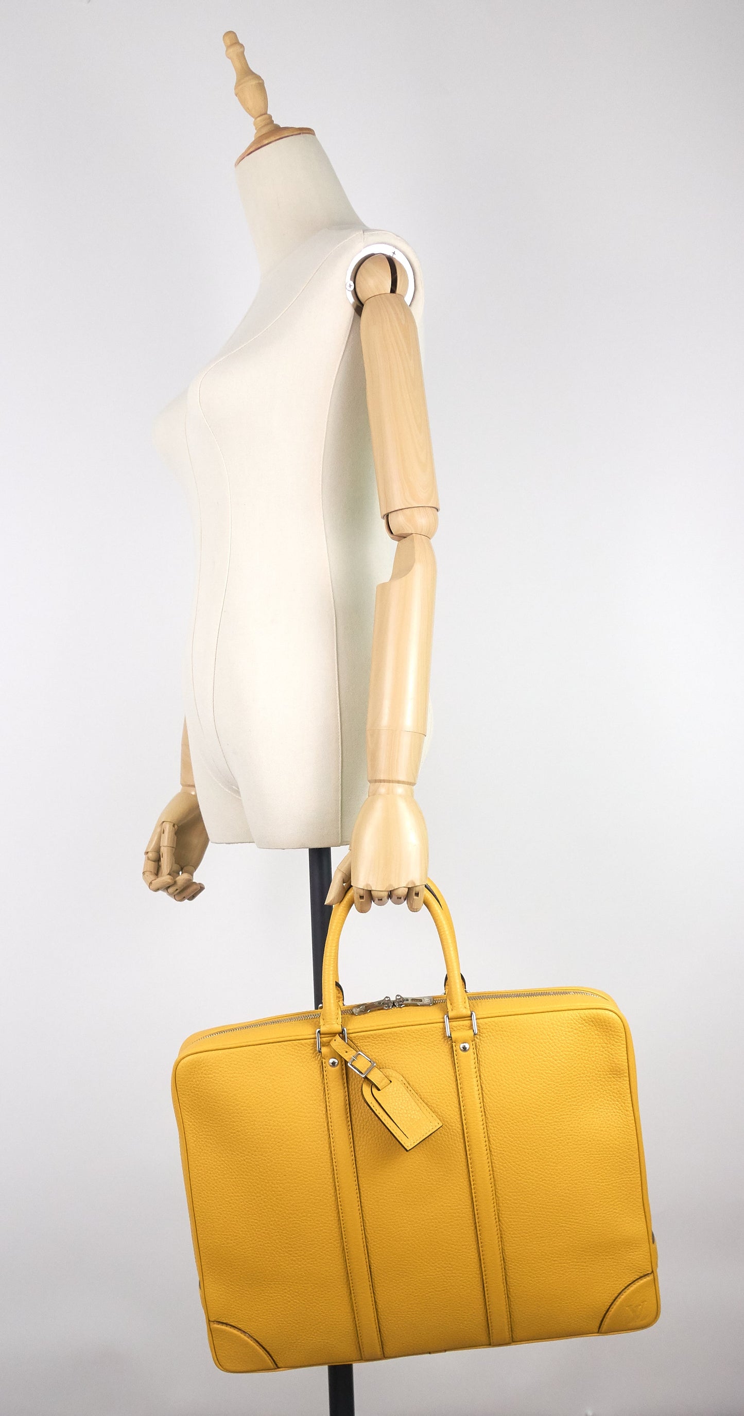 Louis Vuitto Porte-Documents Voyage PM Yellow Taurillon Leather Briefcase Bag