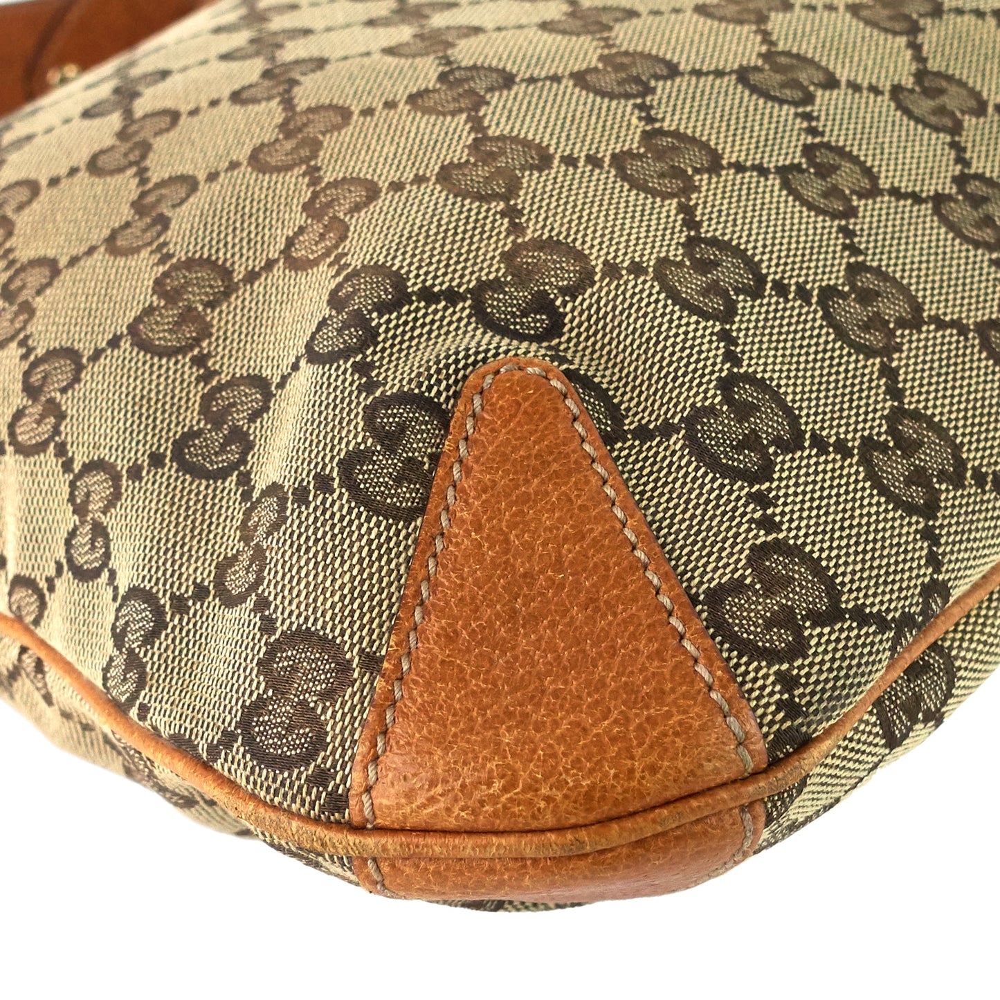 Gucci Interlocking GG Medium Canvas Bag