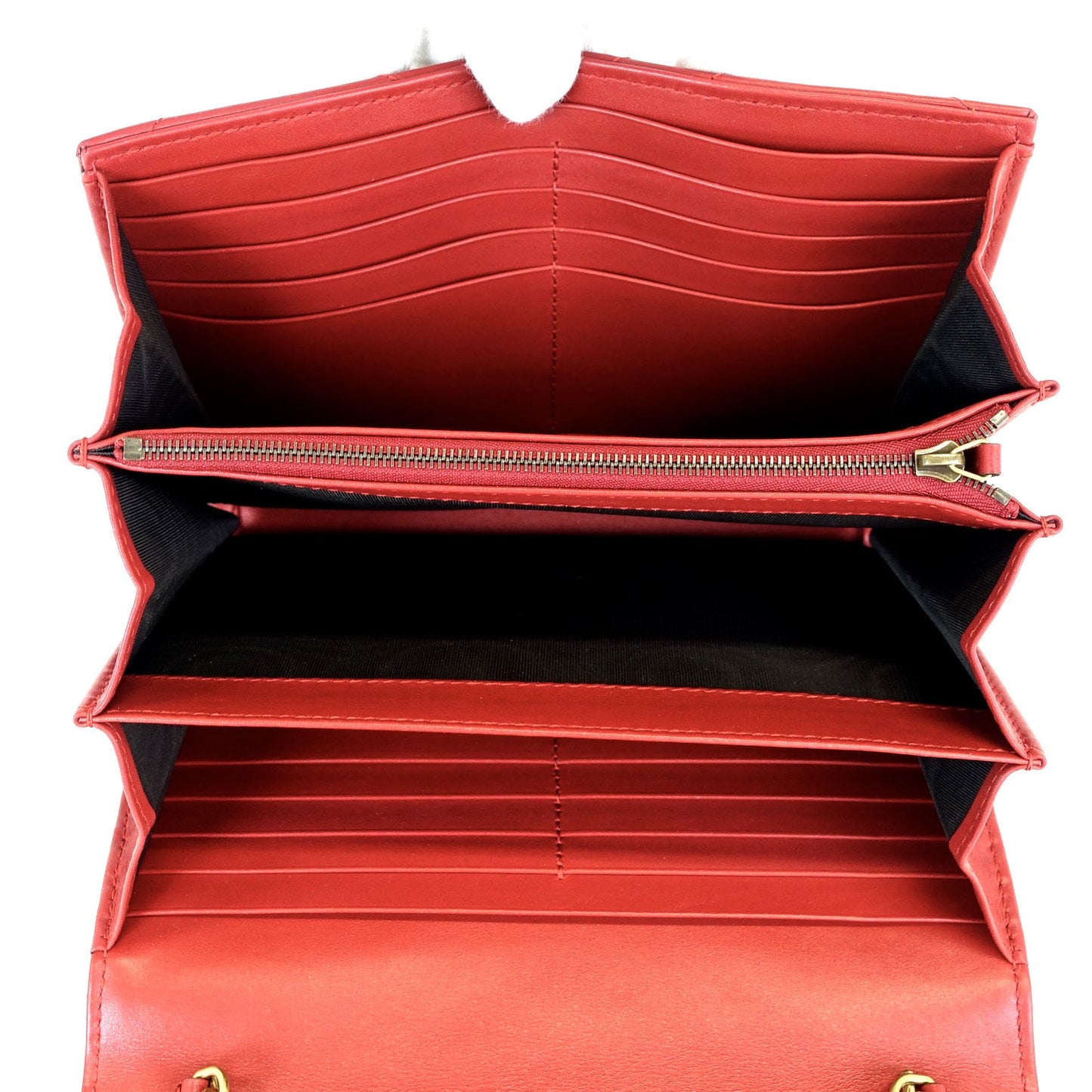 Gucci Marmont Matelasse Chevron Leather Wallet on Chain