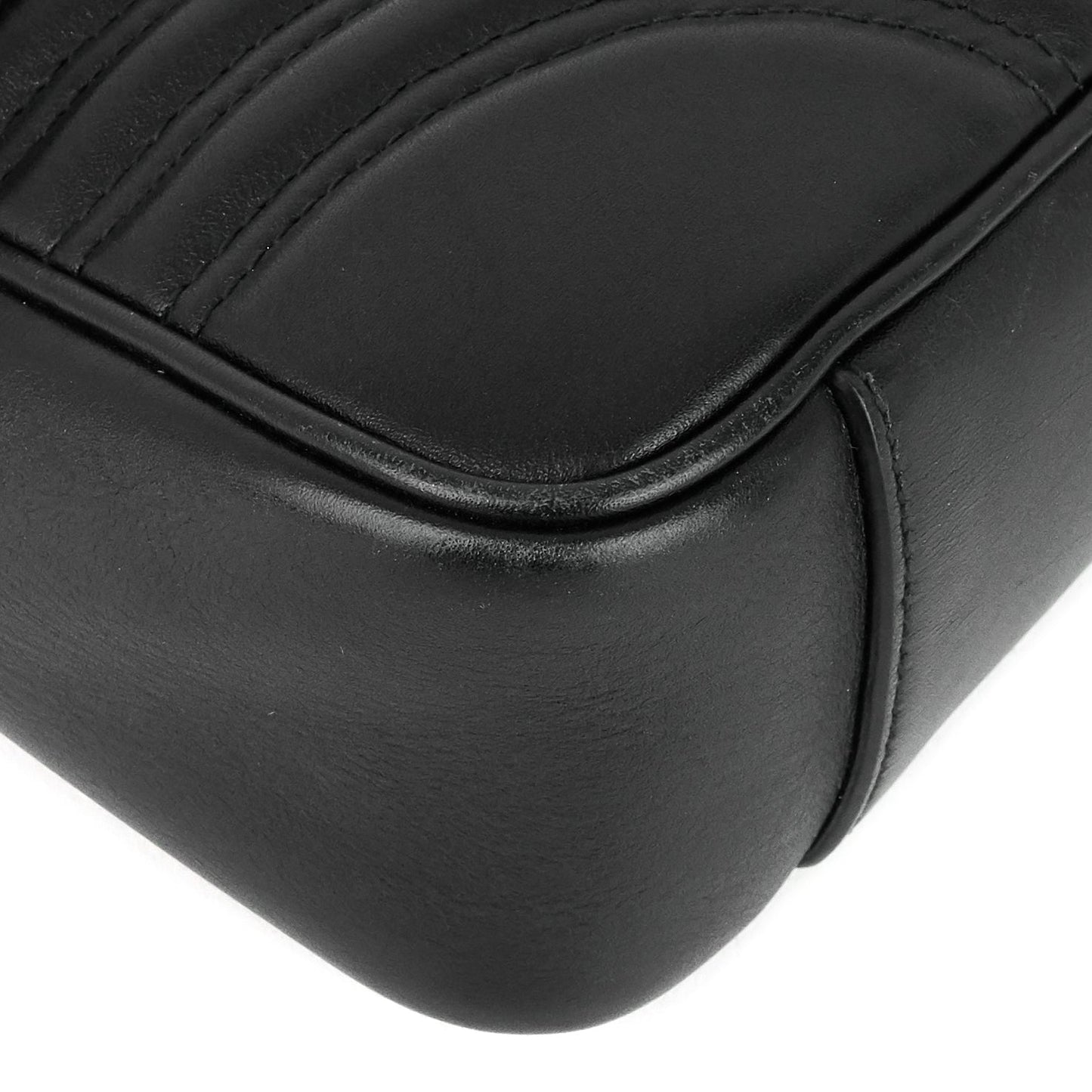 Gucci Marmont Medium Matelass� Leather Shoulder Bag