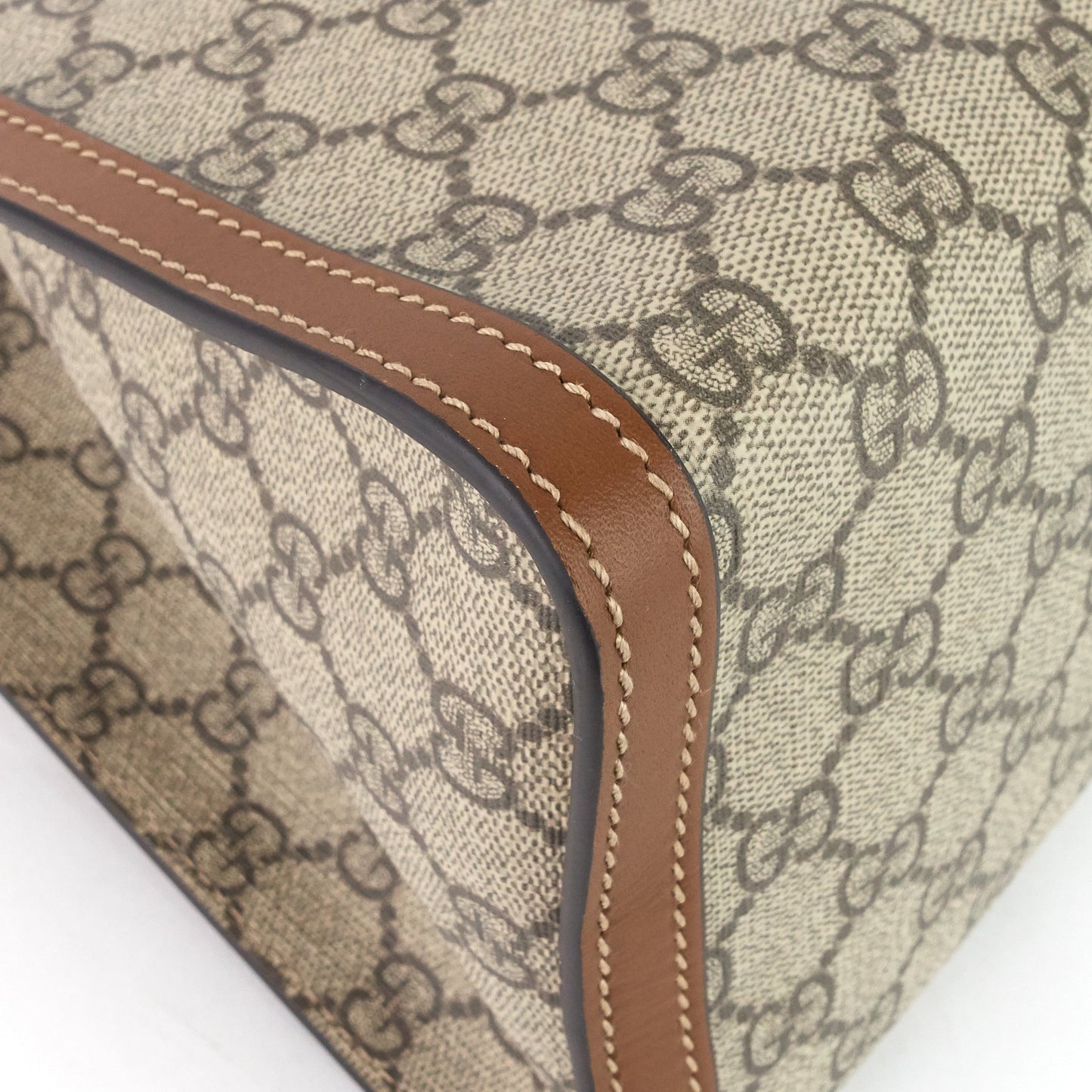 Gucci Padlock GG Supreme Canvas Medium Shoulder Bag