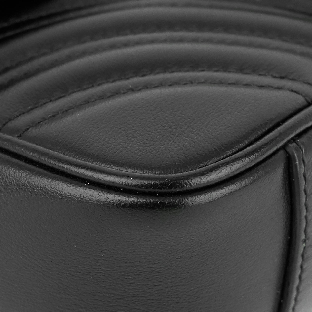 Gucci Marmont Mini Matelass� Leather Shoulder Bag