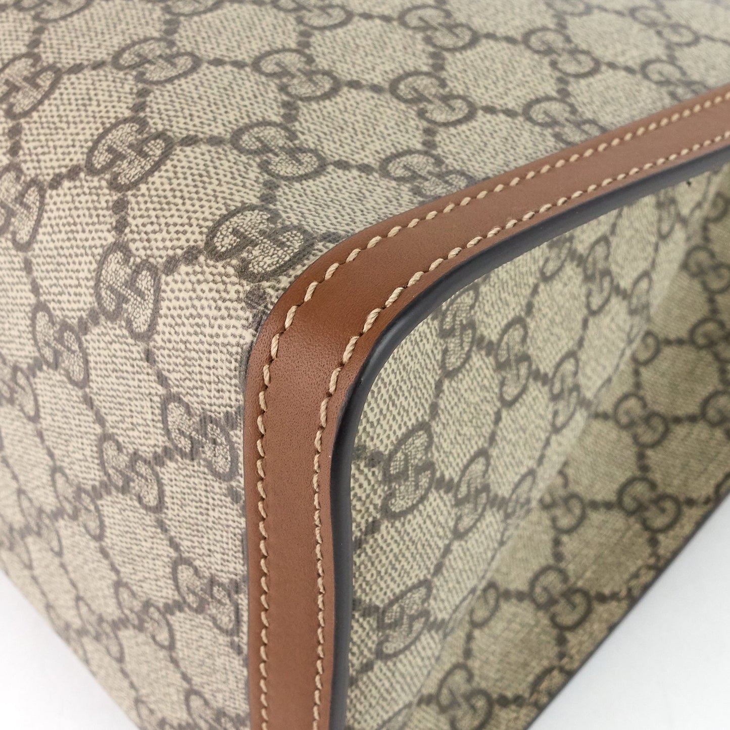 Gucci Padlock GG Supreme Canvas Medium Shoulder Bag