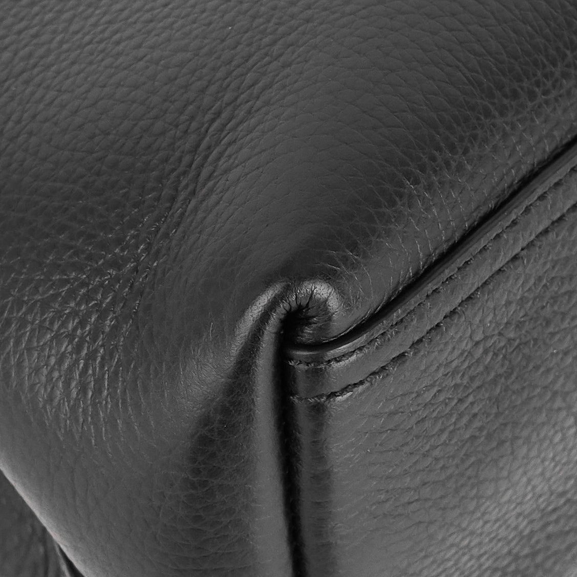 Gucci Marmont Pebbled Calfskin Shoulder Bag
