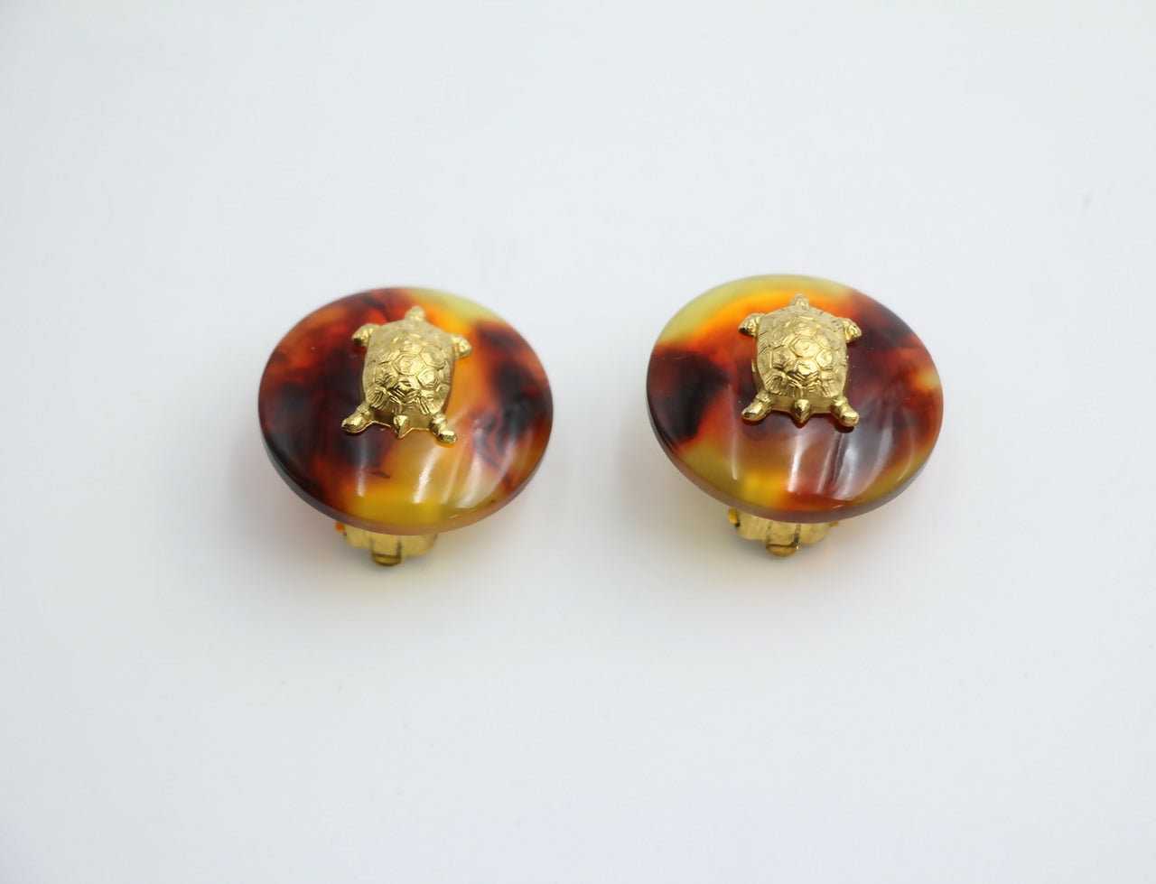 Chanel Vintage 97P Tortoise Shell Clip-on Earrings