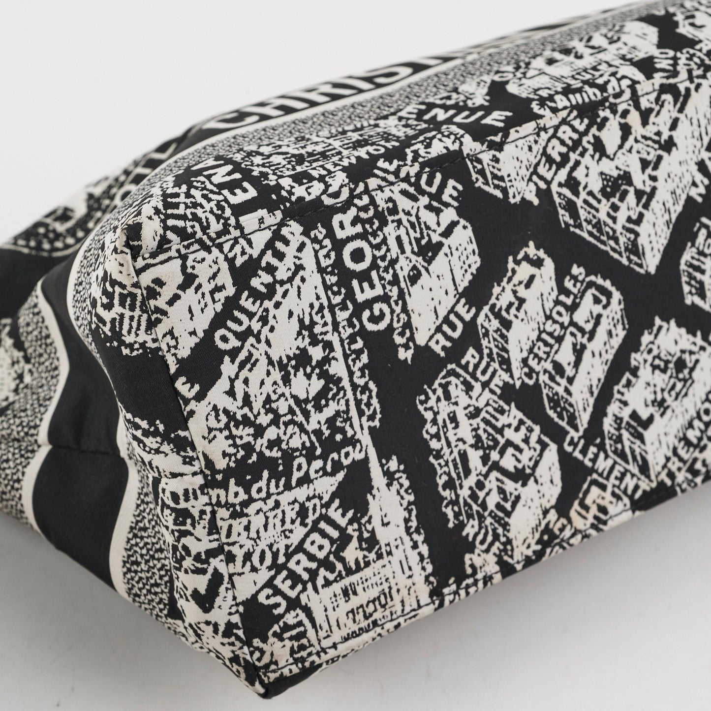 Christian Dior Medium DiorTravel Nomad Pouch