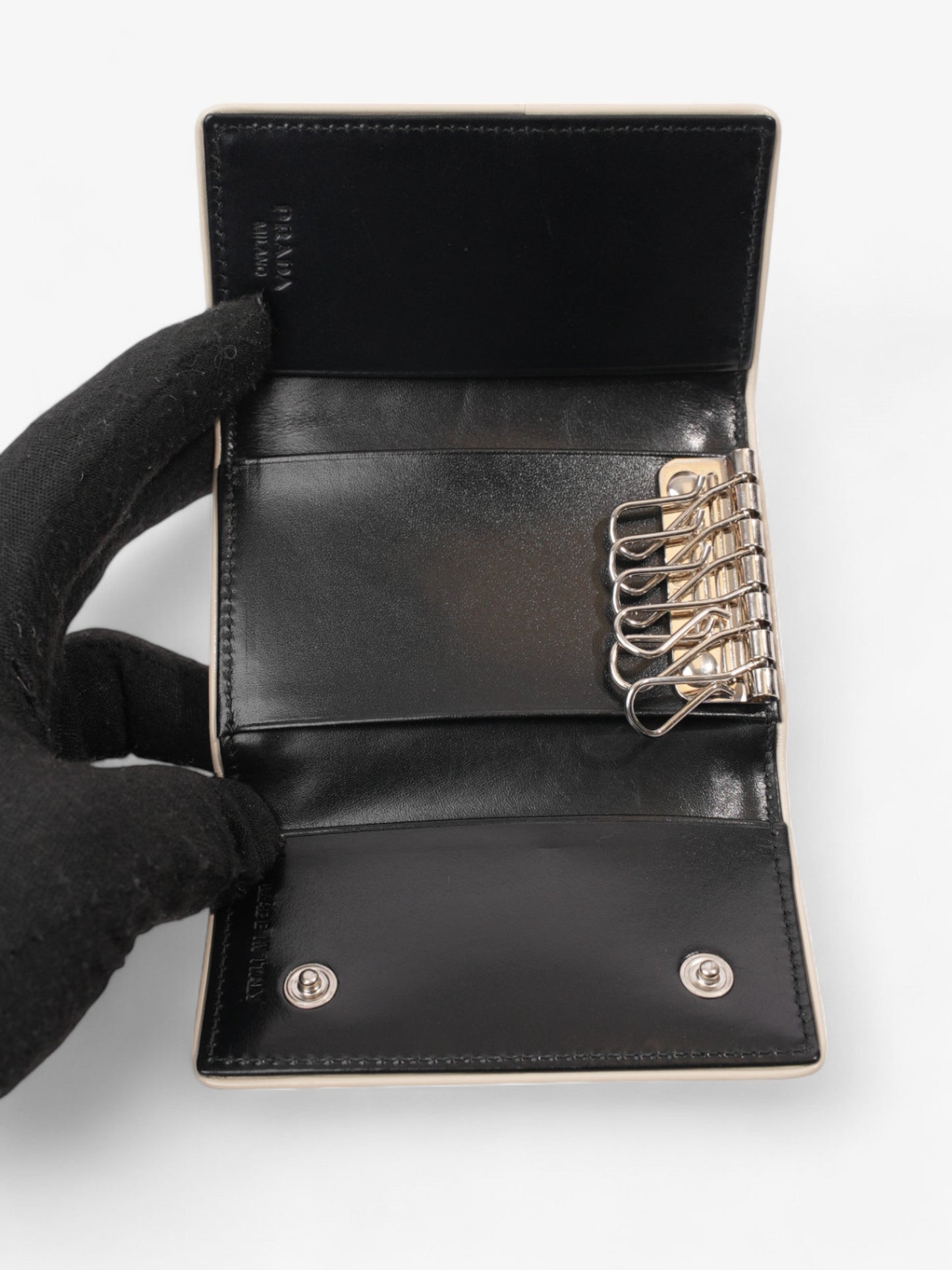 Prada Key Pouch Black / Cream Leather