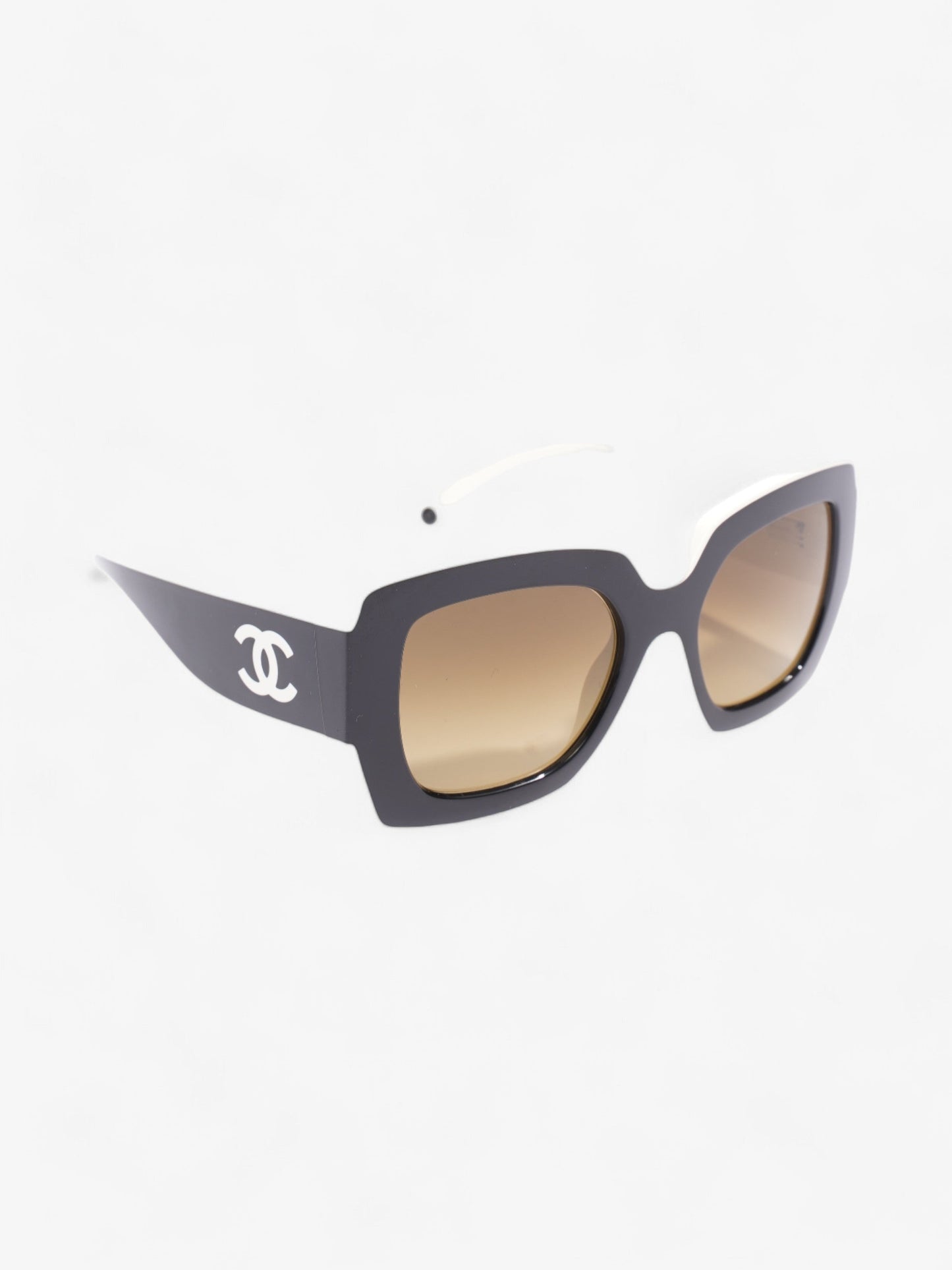 Chanel Two Tone CC Sunglasses Black / White Acetate 140mm