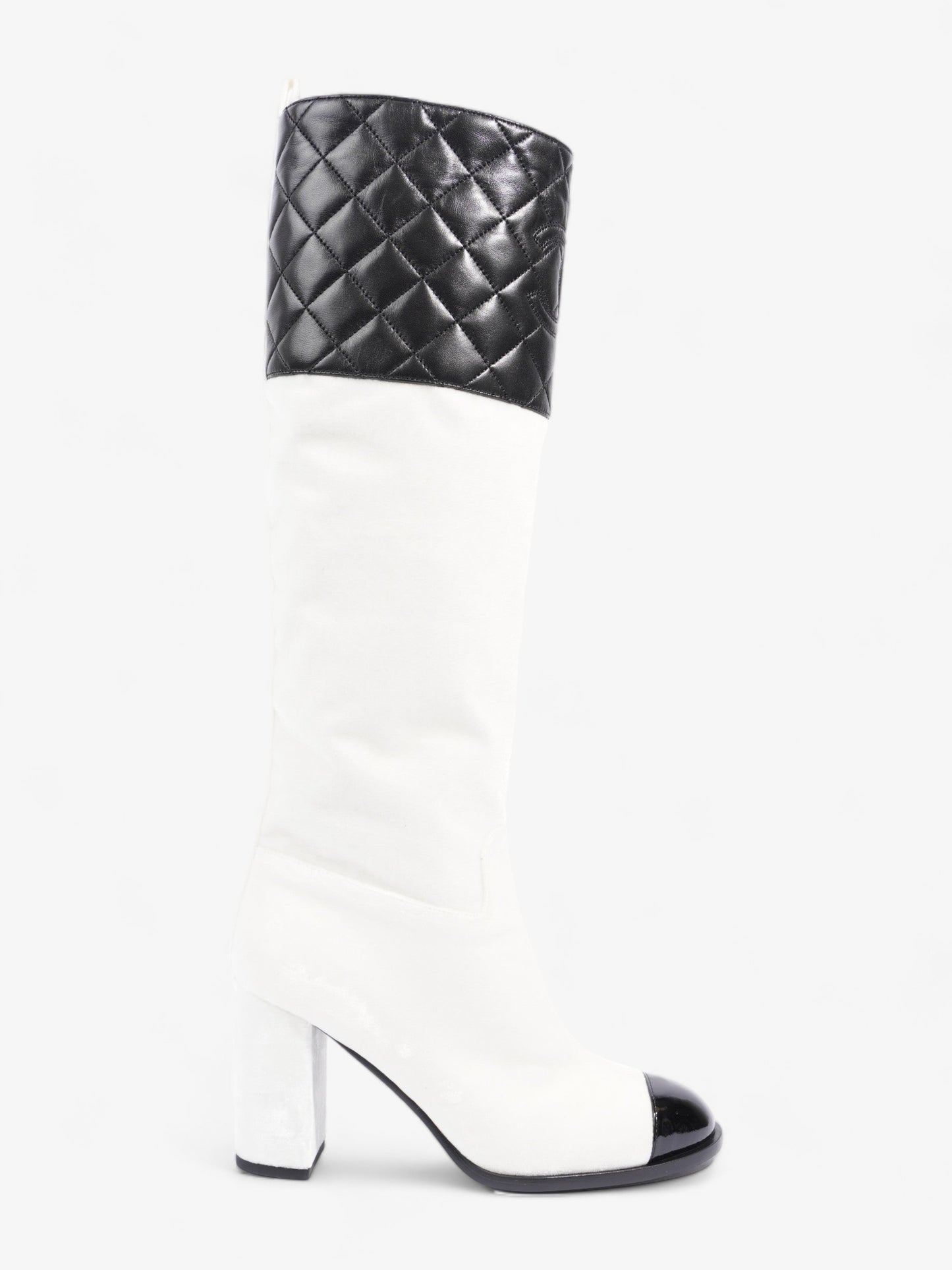 Chanel Knee High Boots White / Black Velvet EU 38 UK 5