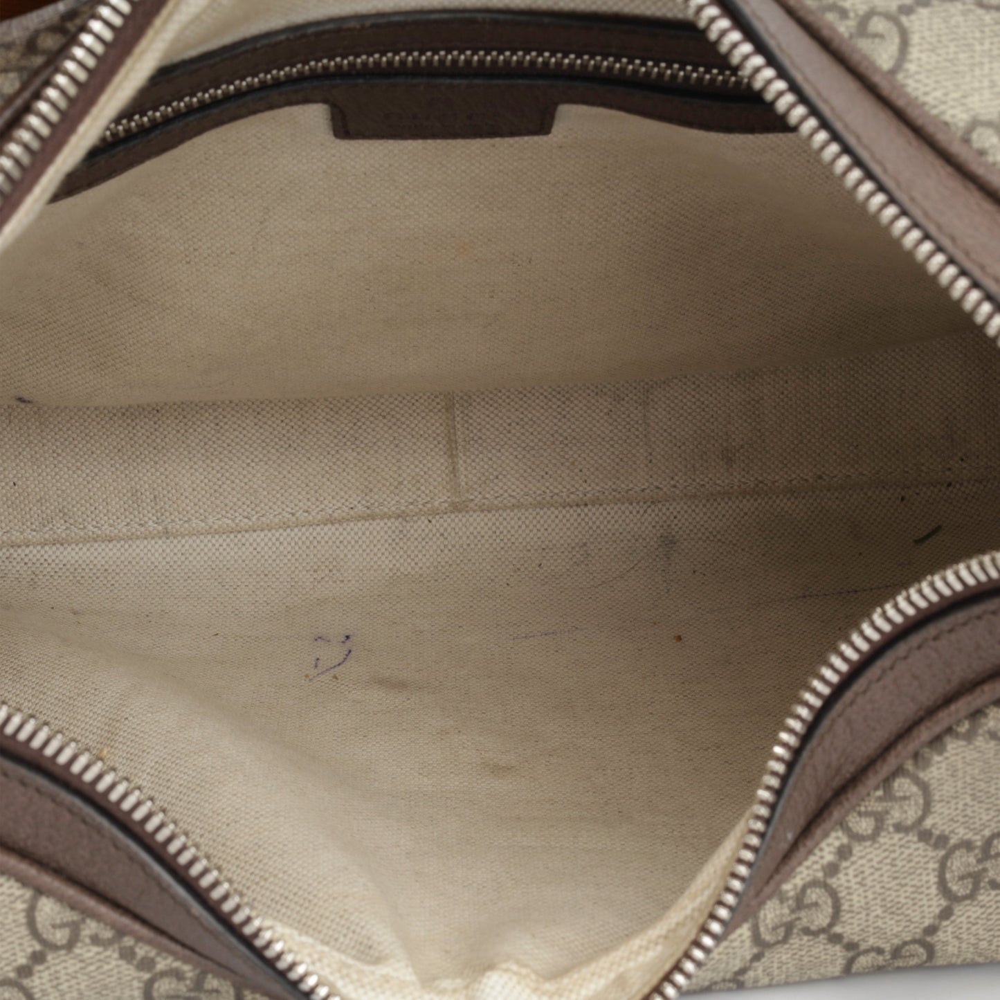 Gucci Attache Medium Shoulder Bag
