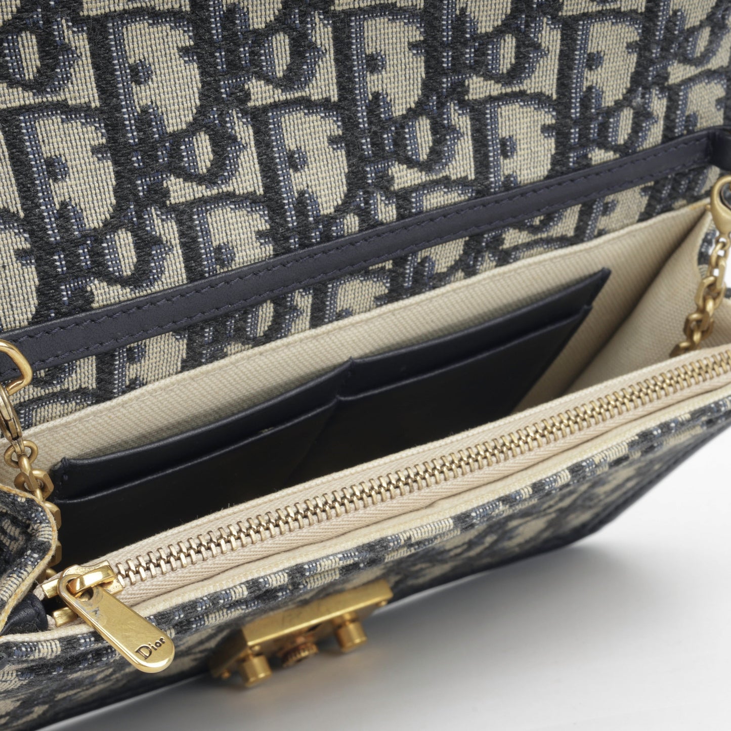 Christian Dior Dioraddict Wallet on Chain