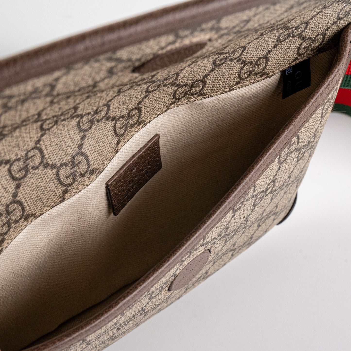 Gucci Neo Vintage GG Supreme Belt Bag