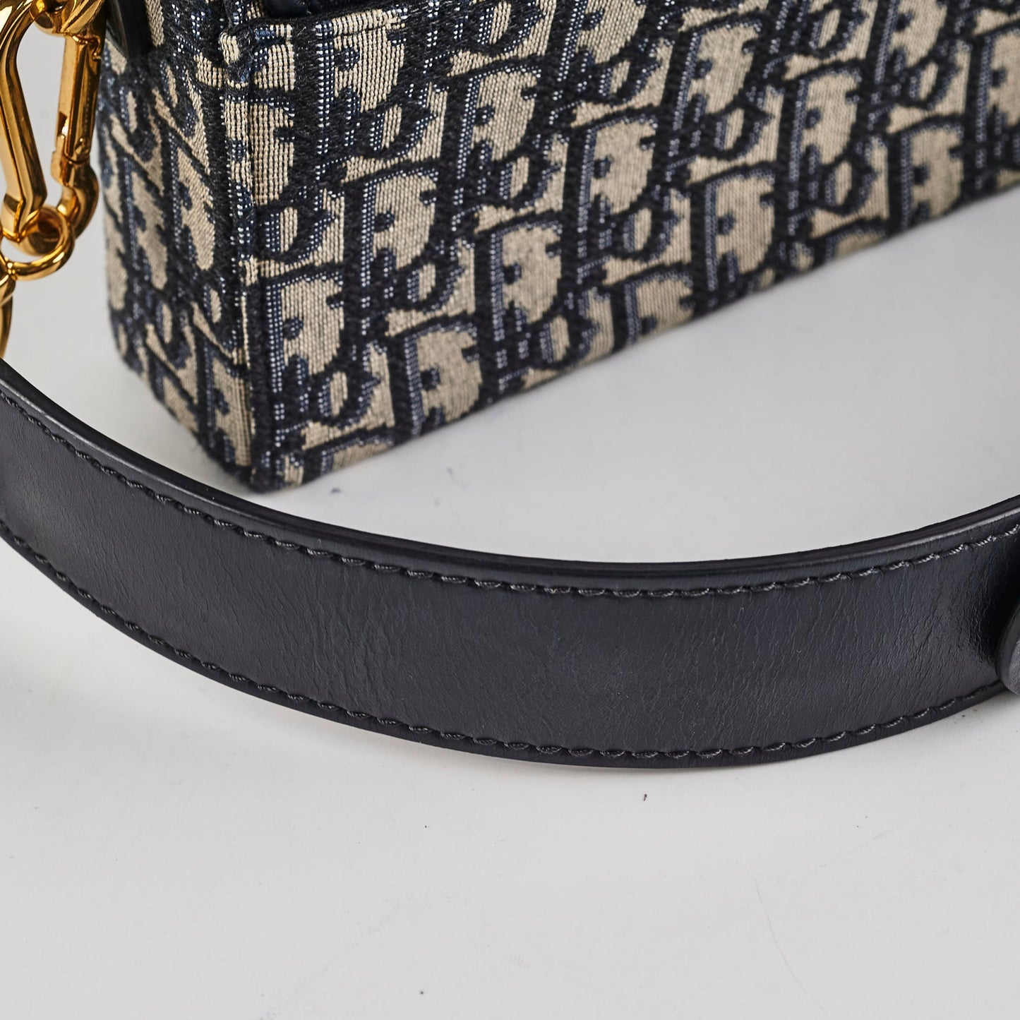 Christian Dior 30 Montainge Box Oblique Navy