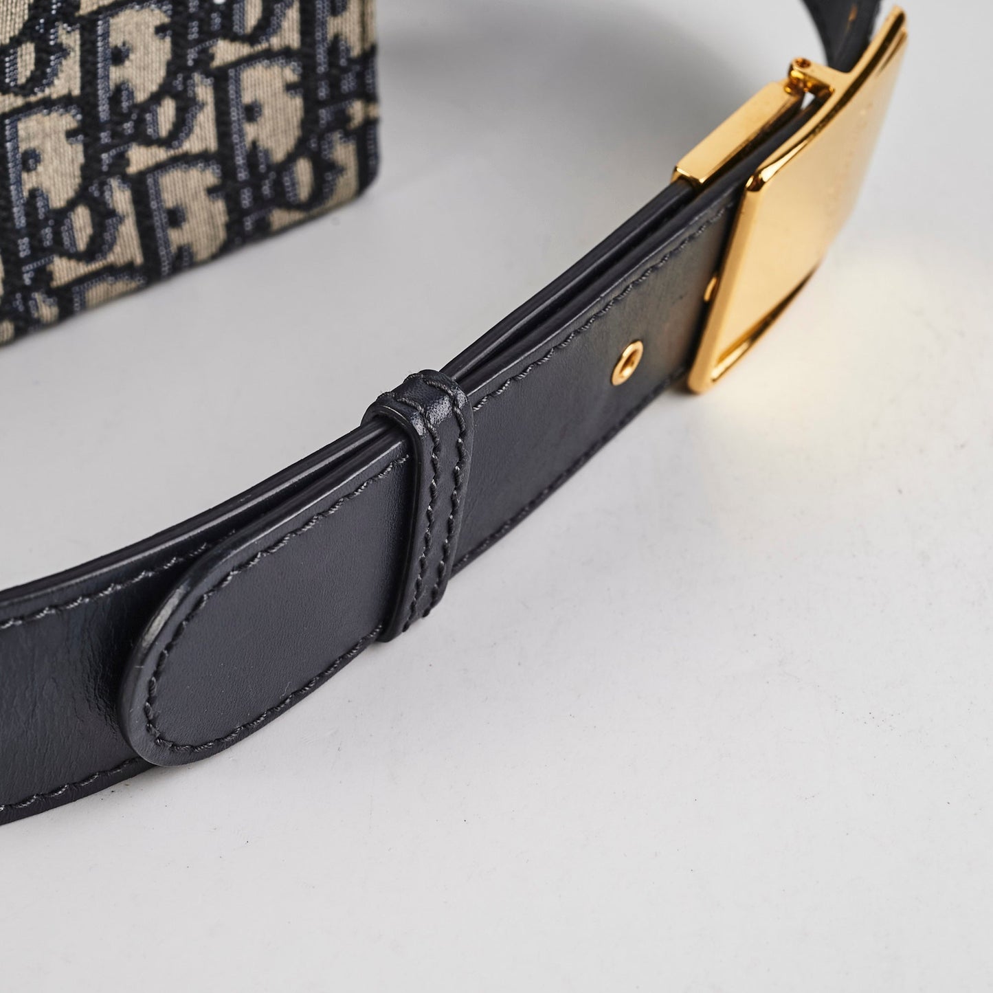 Christian Dior 30 Montainge Box Oblique Navy