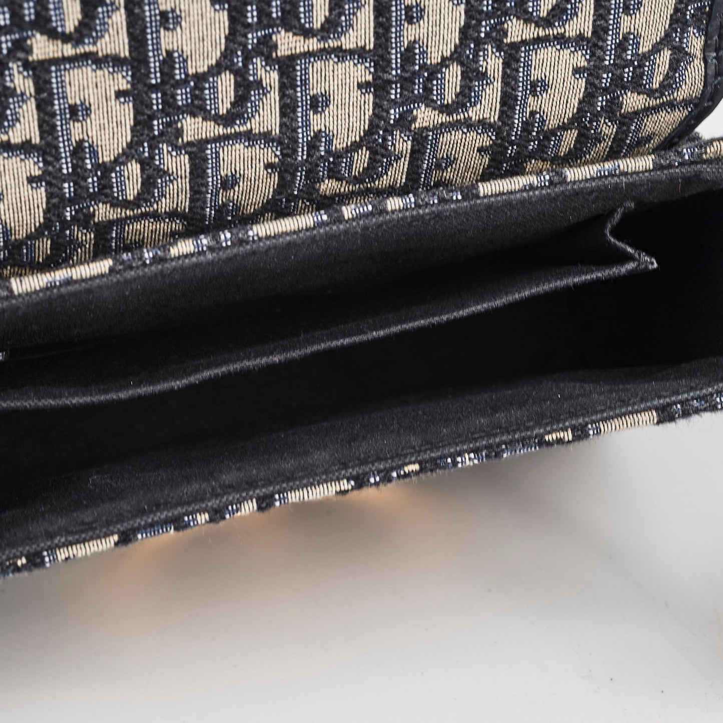Christian Dior 30 Montainge Box Oblique Navy