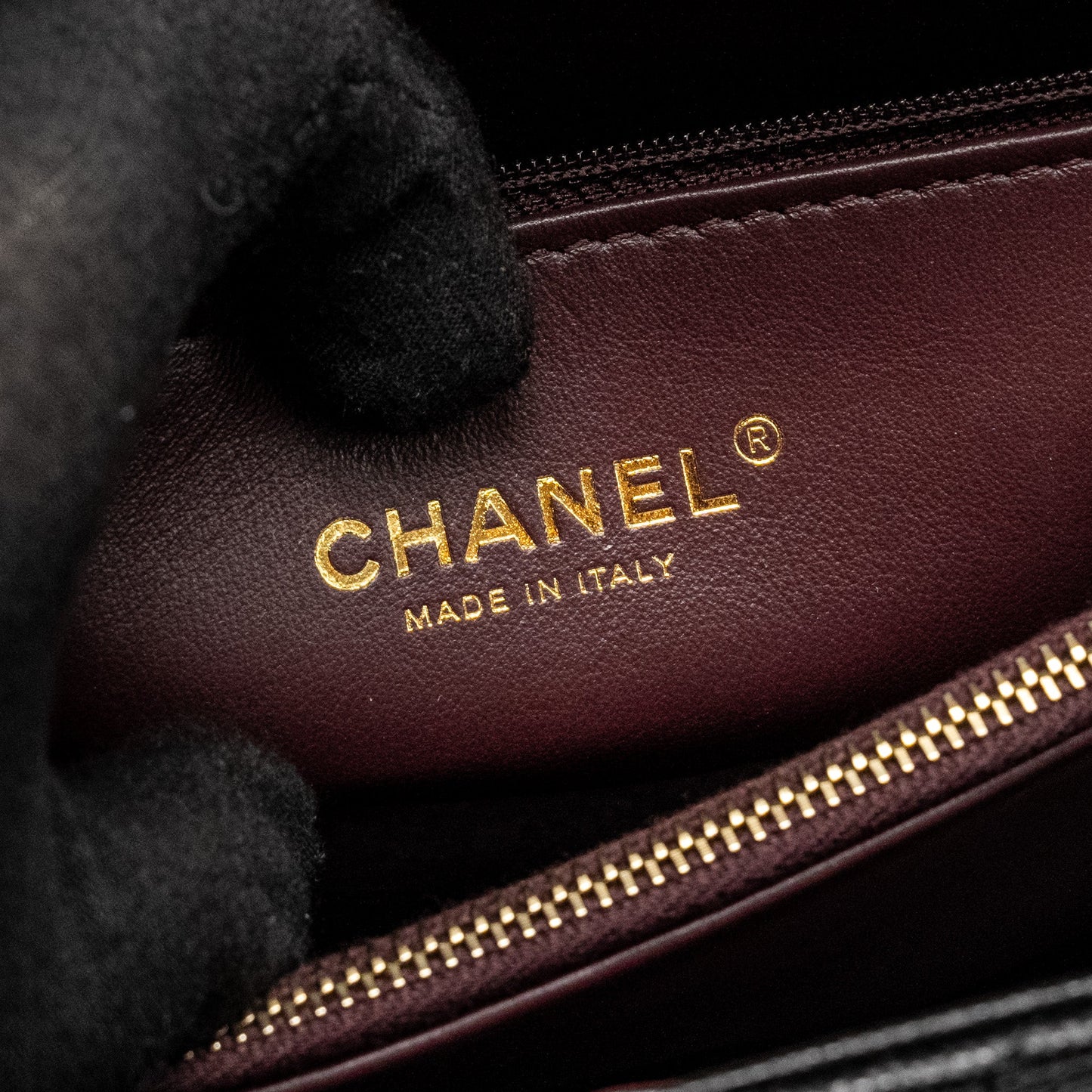 Chanel Medium Coco Handle Limited Edition Caviar Black (microchip)