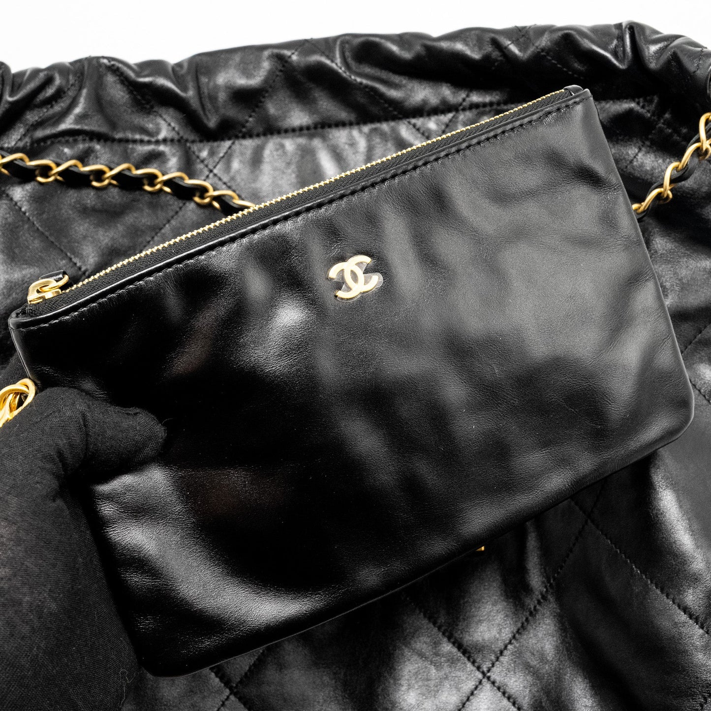 CHANEL Medium 22 Bag Gold Letter Shiny Calfskin Black (Microchip)