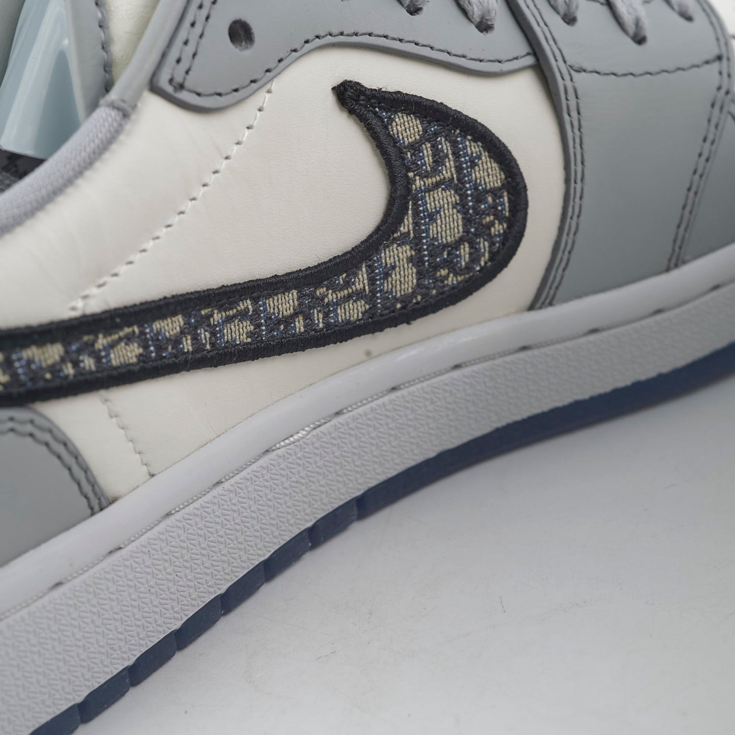Dior x Air Jordan US Size 42 Retro Low Sneakers