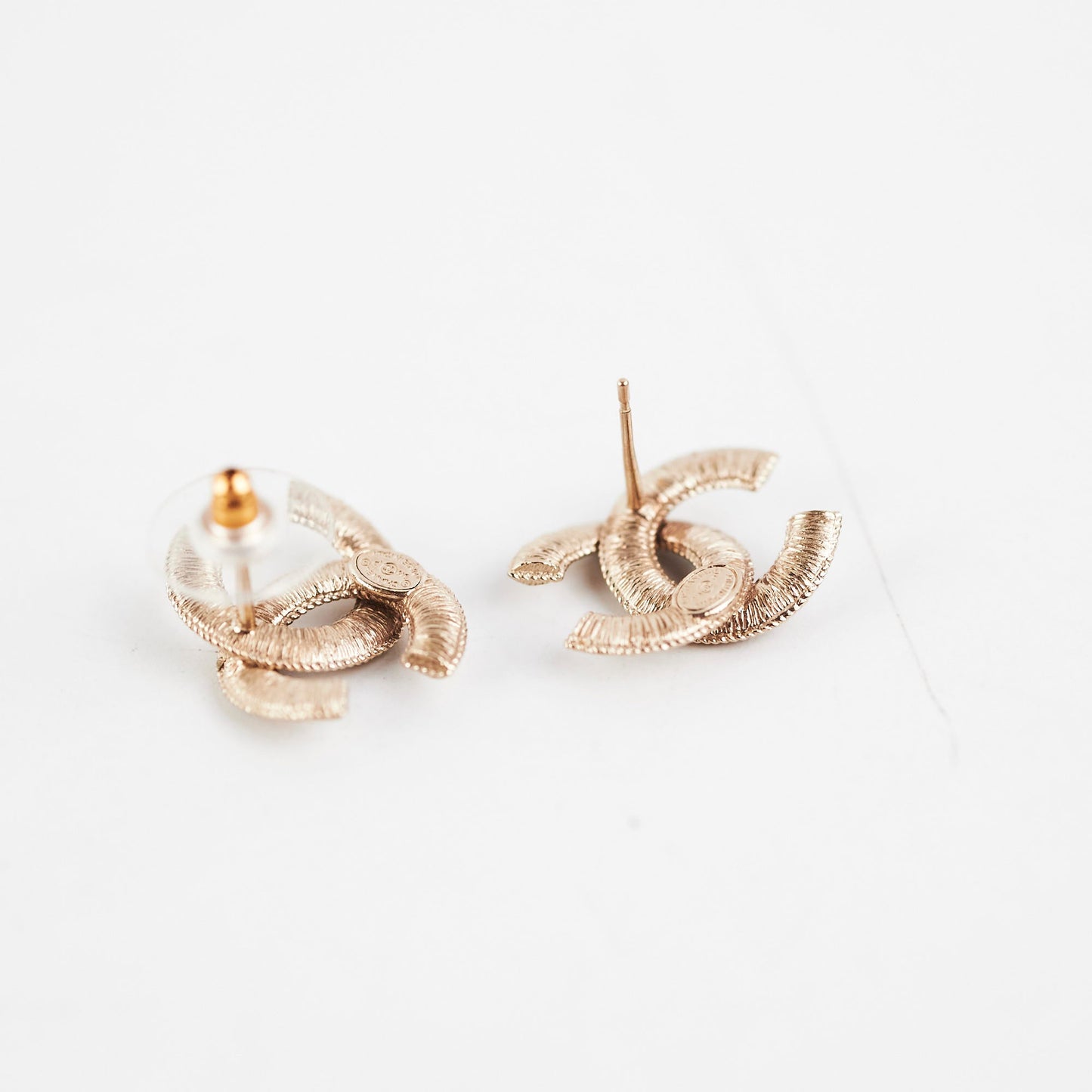 Chanel CC Logo Pearl Earrings