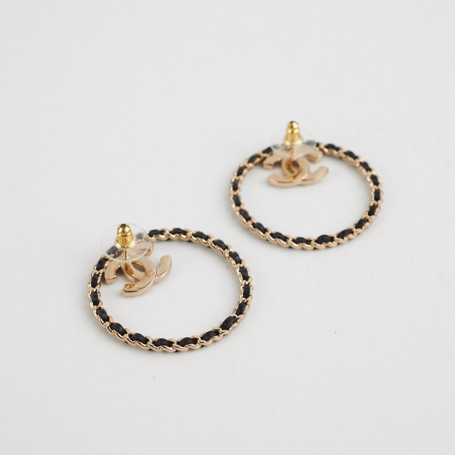 Chanel 22B Crystal Gold/Black Round Earrings