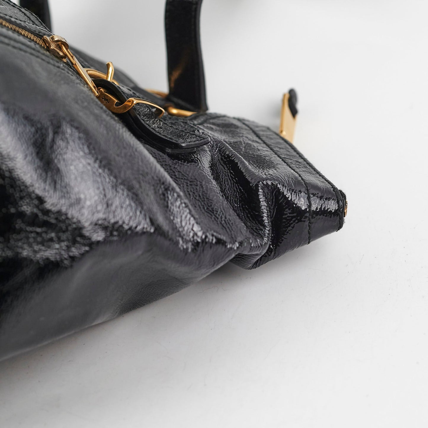 Saint Laurent Downtown Black Patent Bag Black