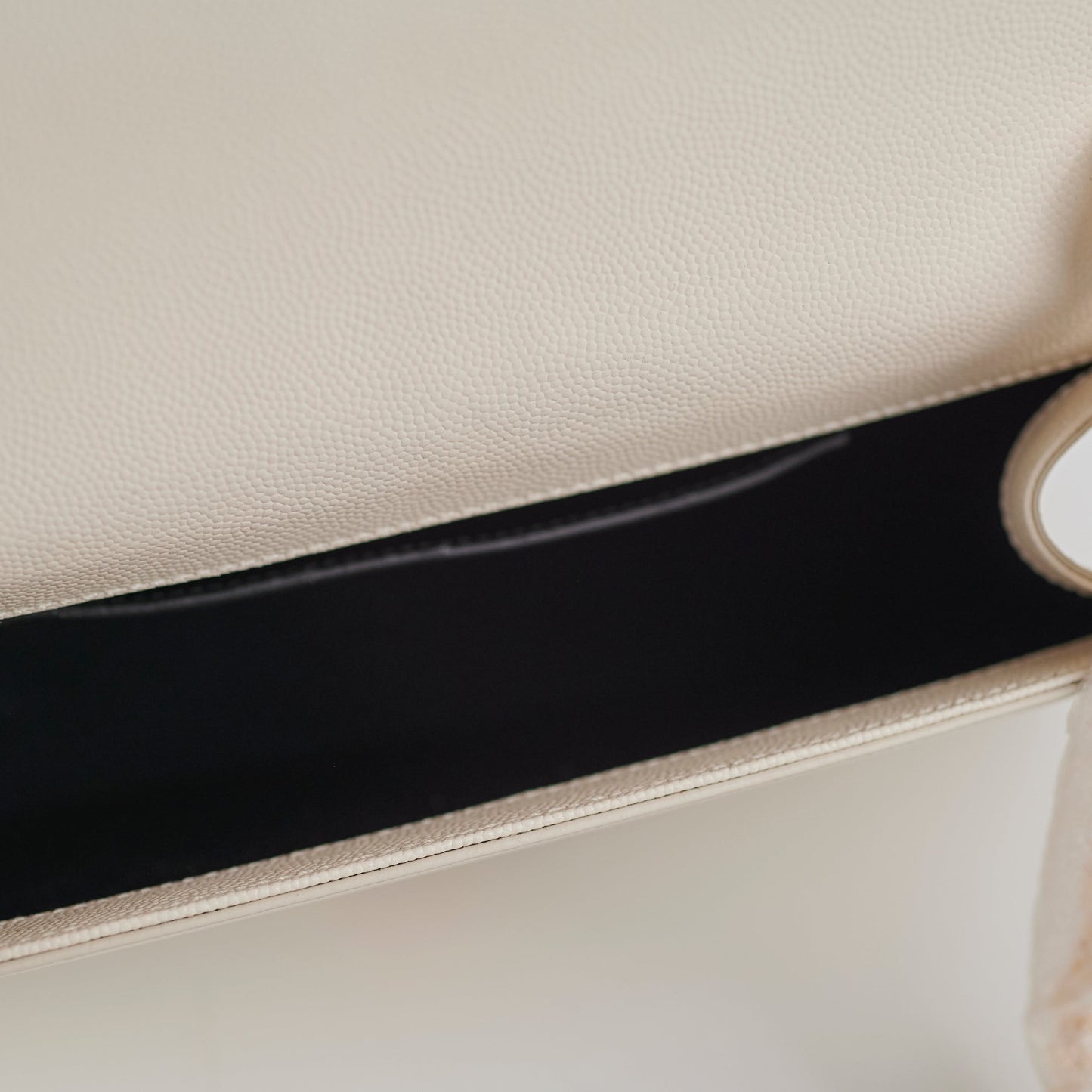 Saint Laurent Medium Kate White