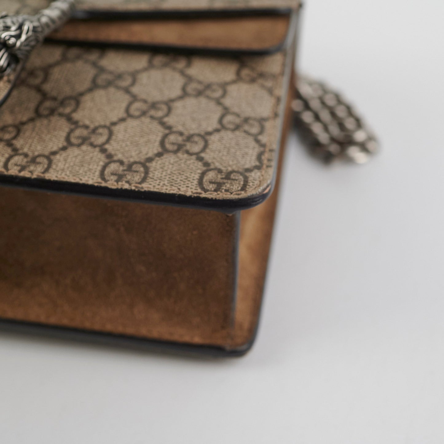 Gucci Dionysus GG Supreme Mini Bag