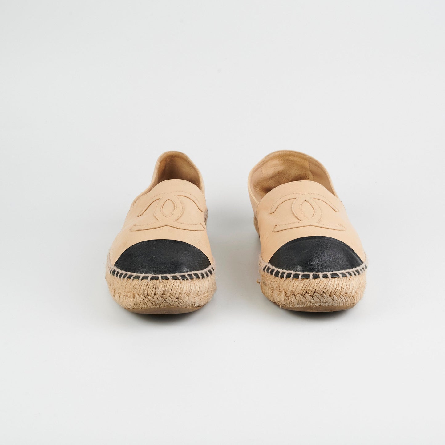 Chanel espadrille beige black shoes 38
